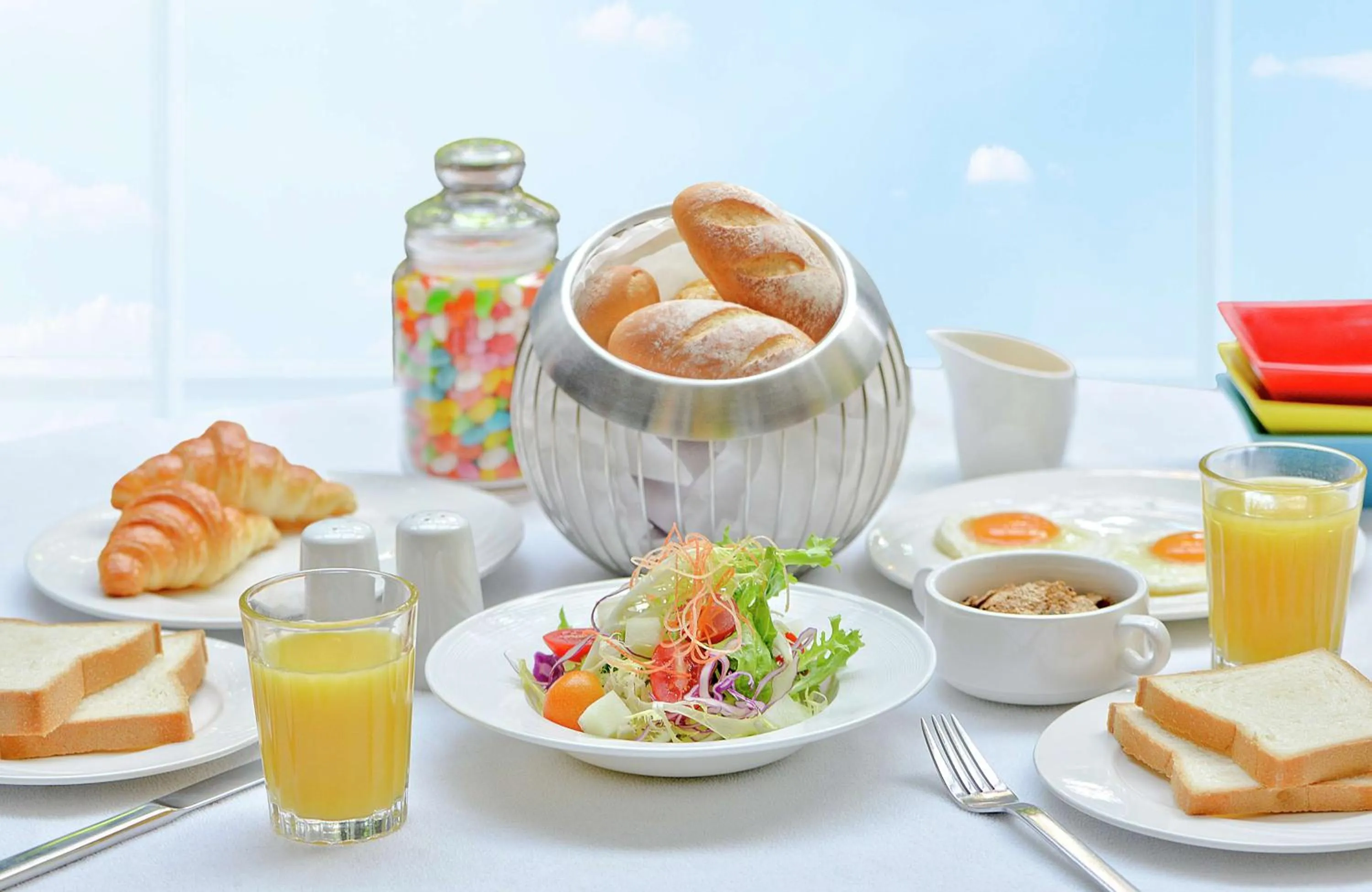 Restaurant/places to eat in DoubleTree by Hilton Chongqing - Guanyinqiao railway station