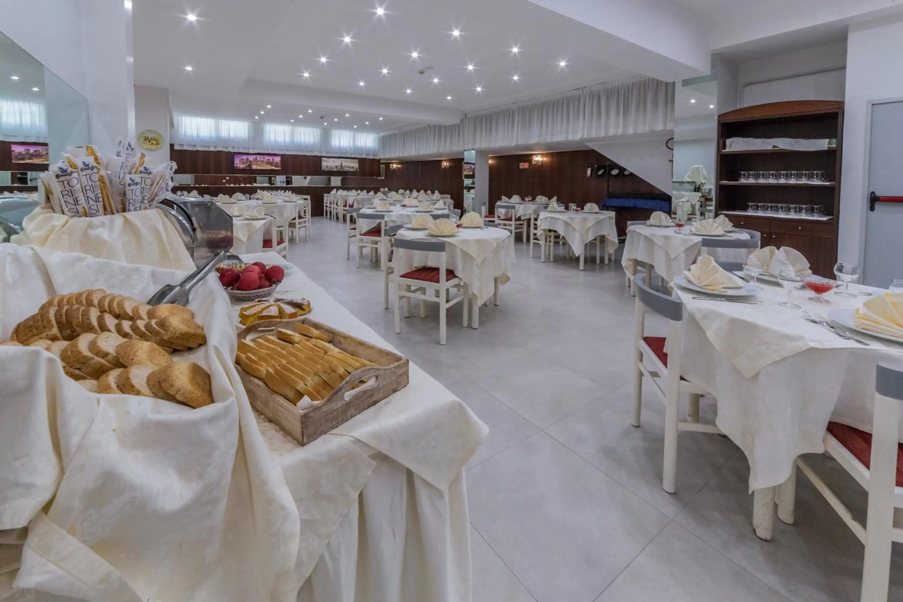 Restaurant/places to eat in Eurhotel