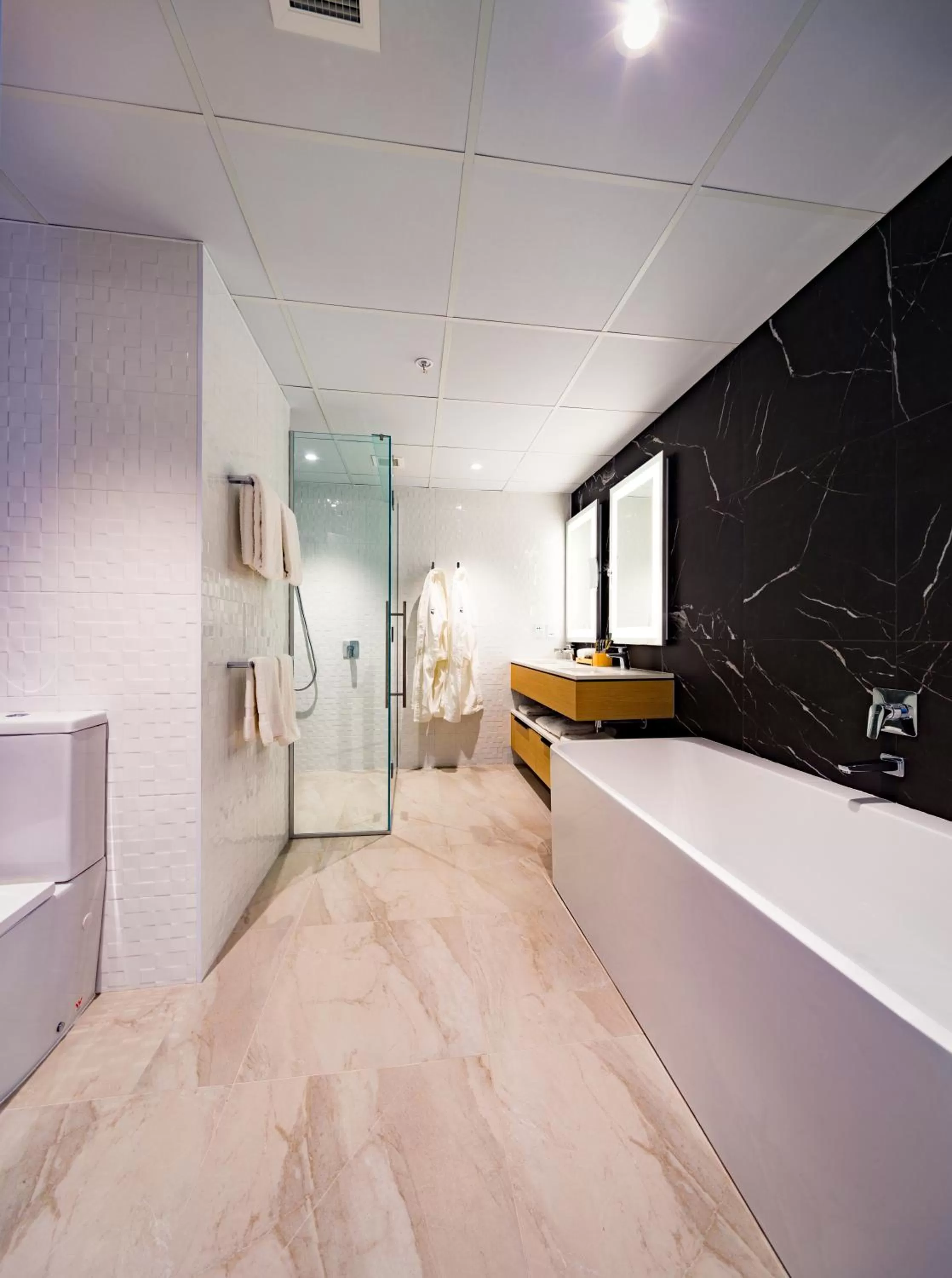 Hot Tub in Novotel Tainui Hamilton