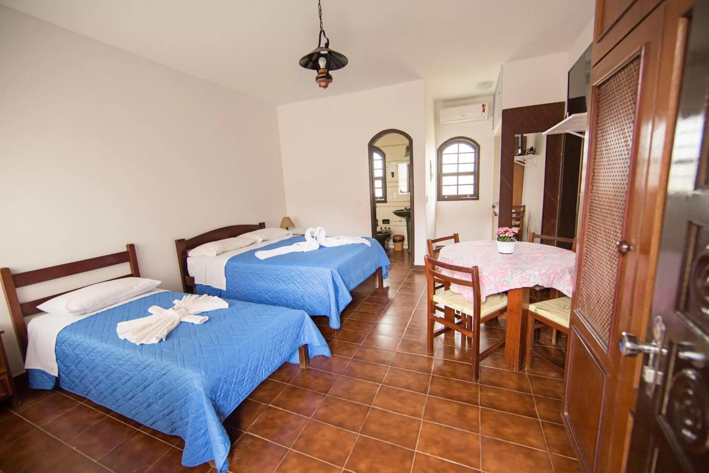 Photo of the whole room, Bed in Elite Hotel