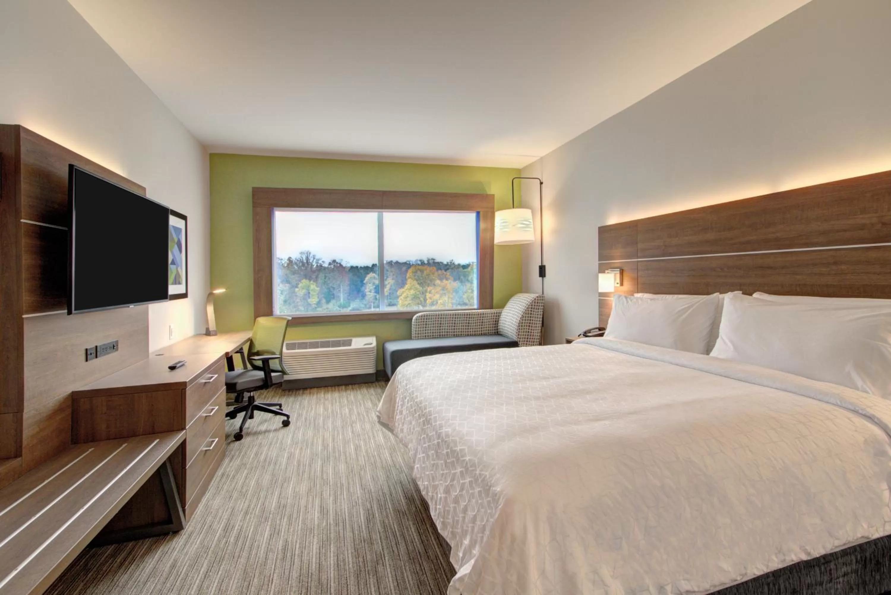 Bed in Holiday Inn Express & Suites Charlotte Southwest by IHG