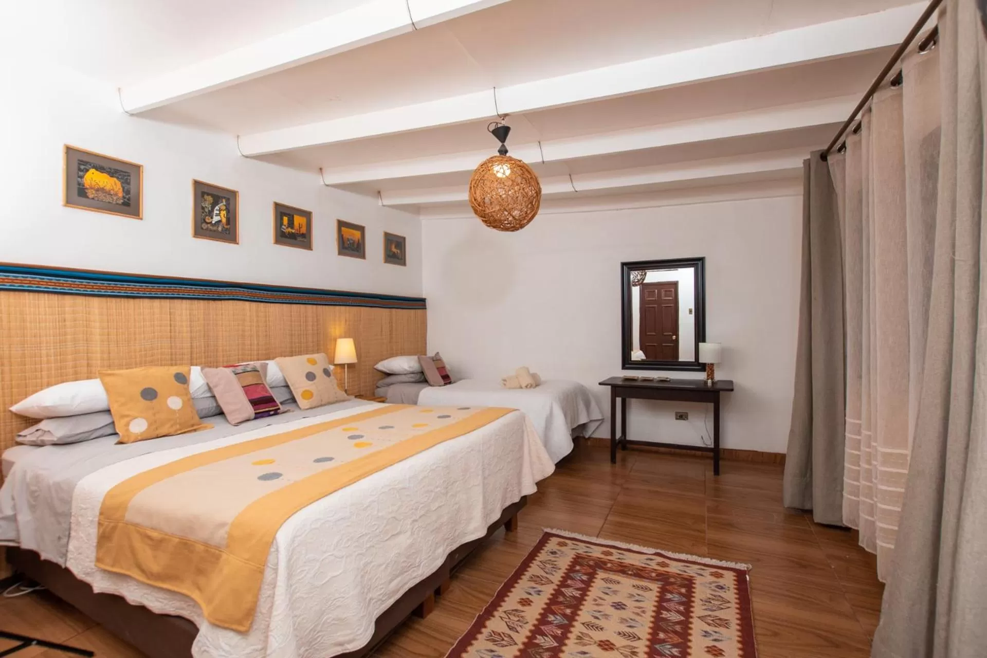 Bed in Hotel Pat'ta Hoiri