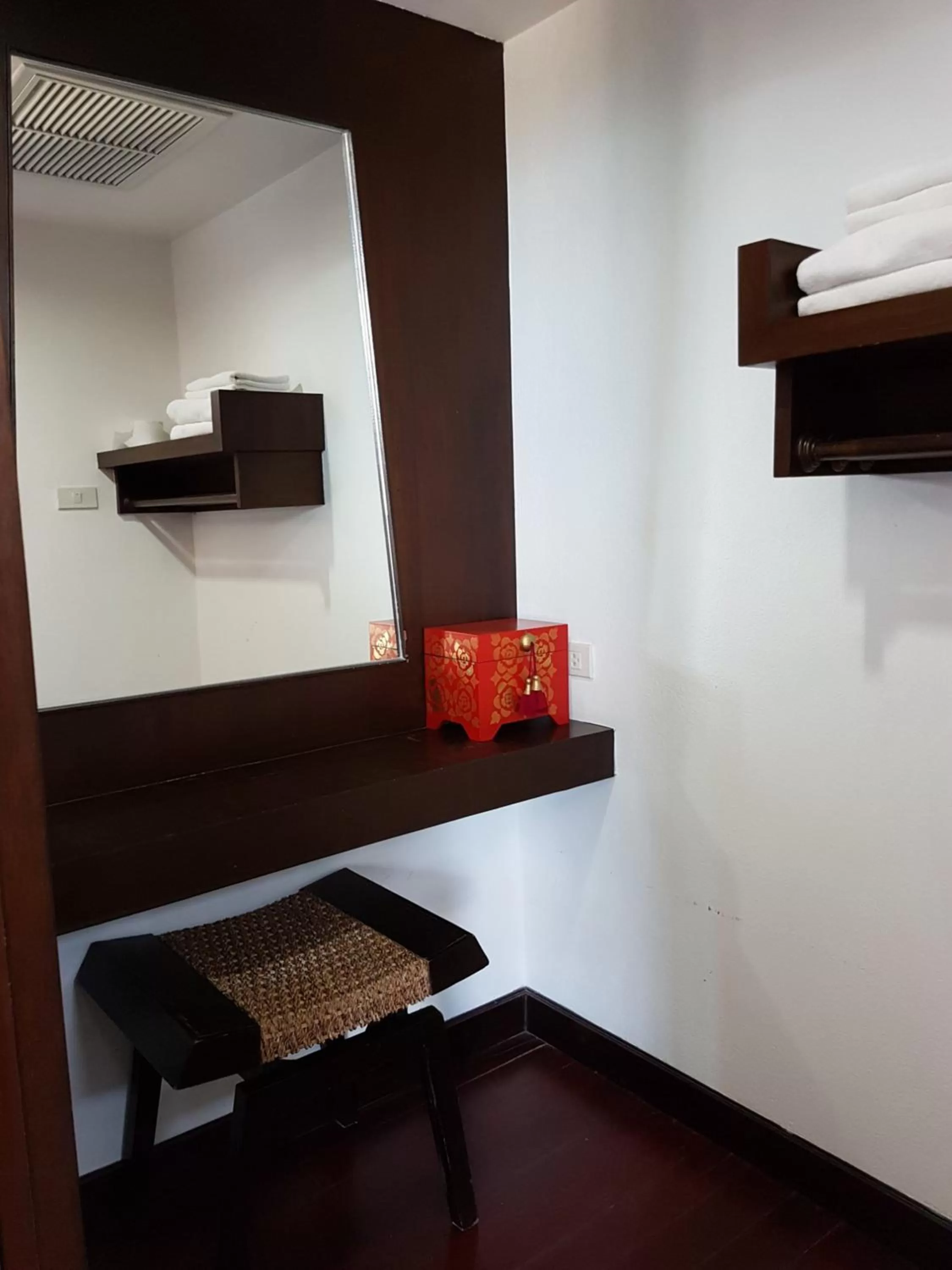 Seating area in Nicha Suite Hua Hin Hotel