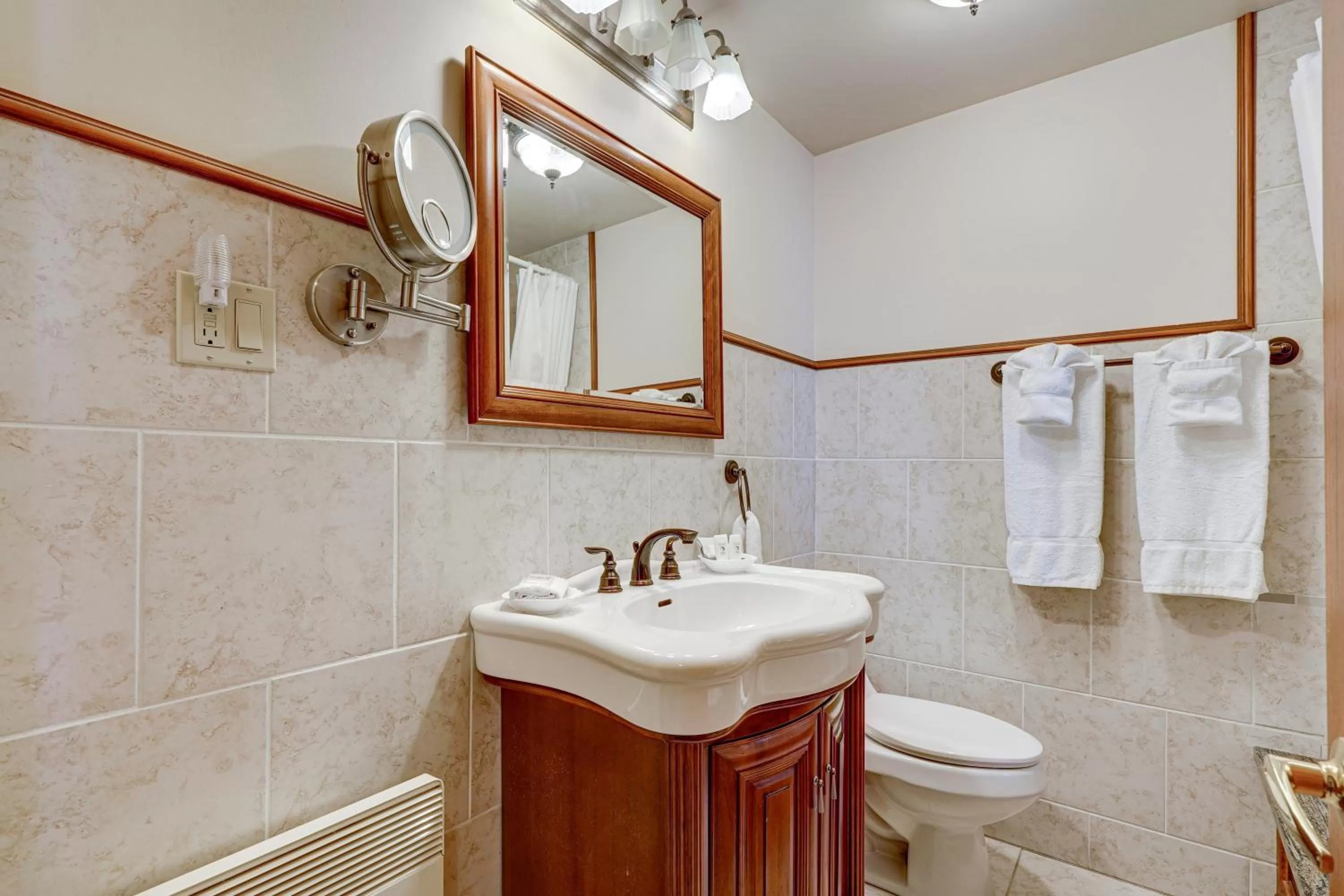 Toilet in Le Grand Hôtel