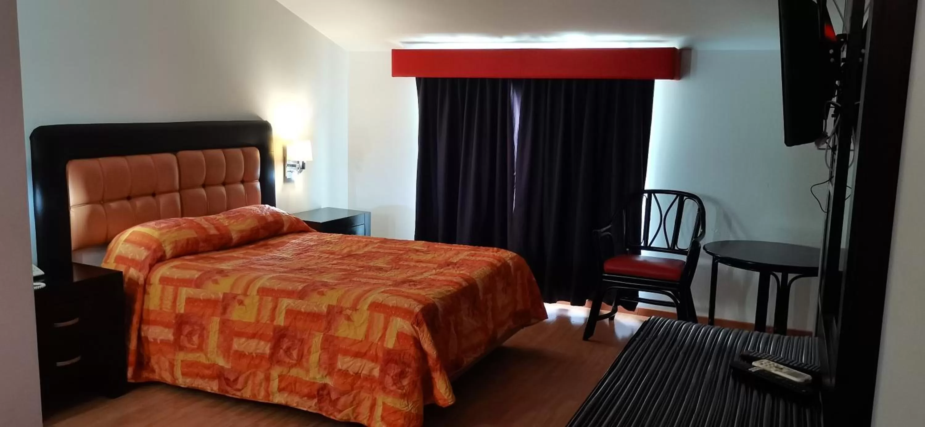 Photo of the whole room, Bed in Hotel María Dolores San Luis Potosí