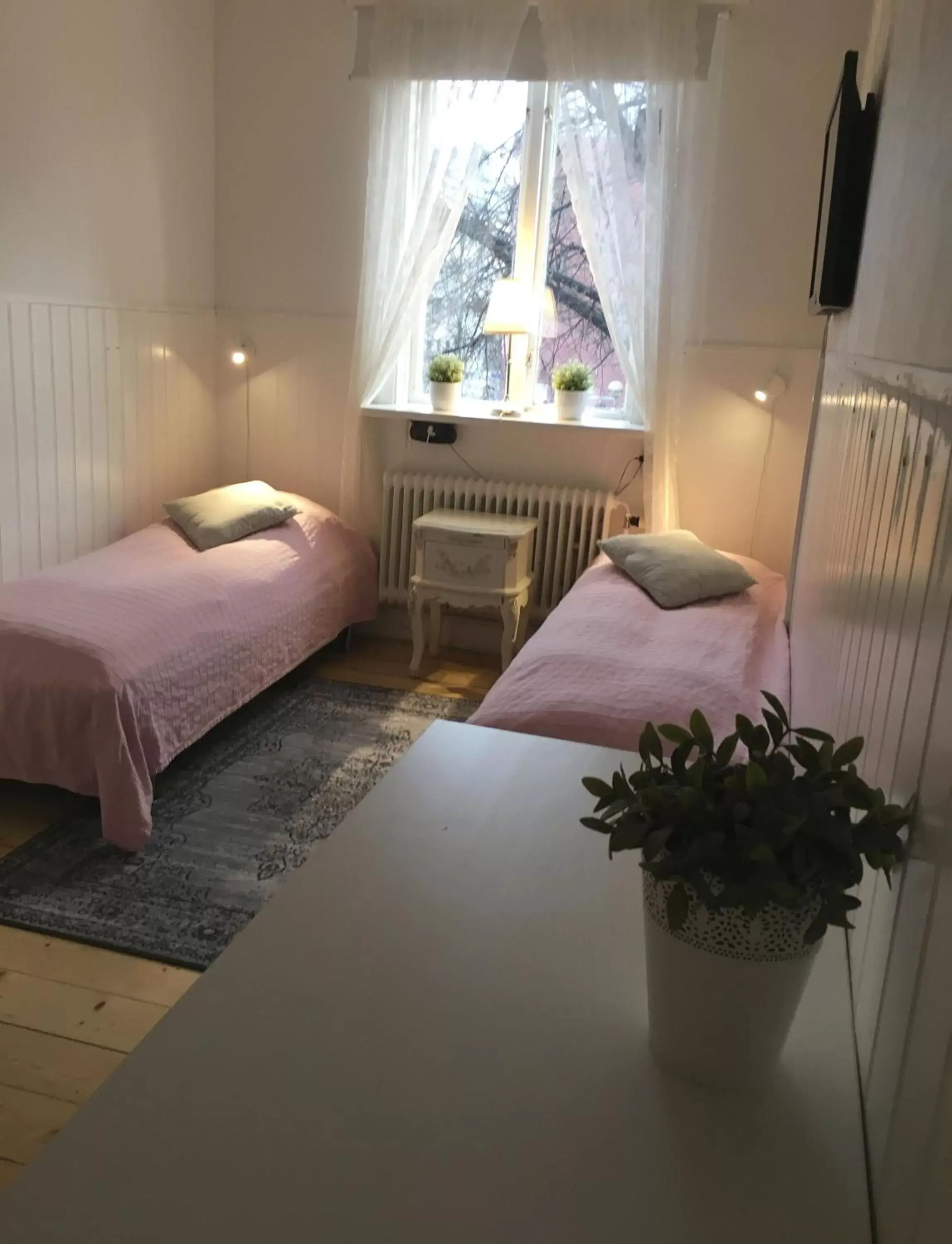 Twin Room with Private Bathroom in Hotell Kungsängstorg Twin Room with Private Bathroom in Hotell Kungsängstorg