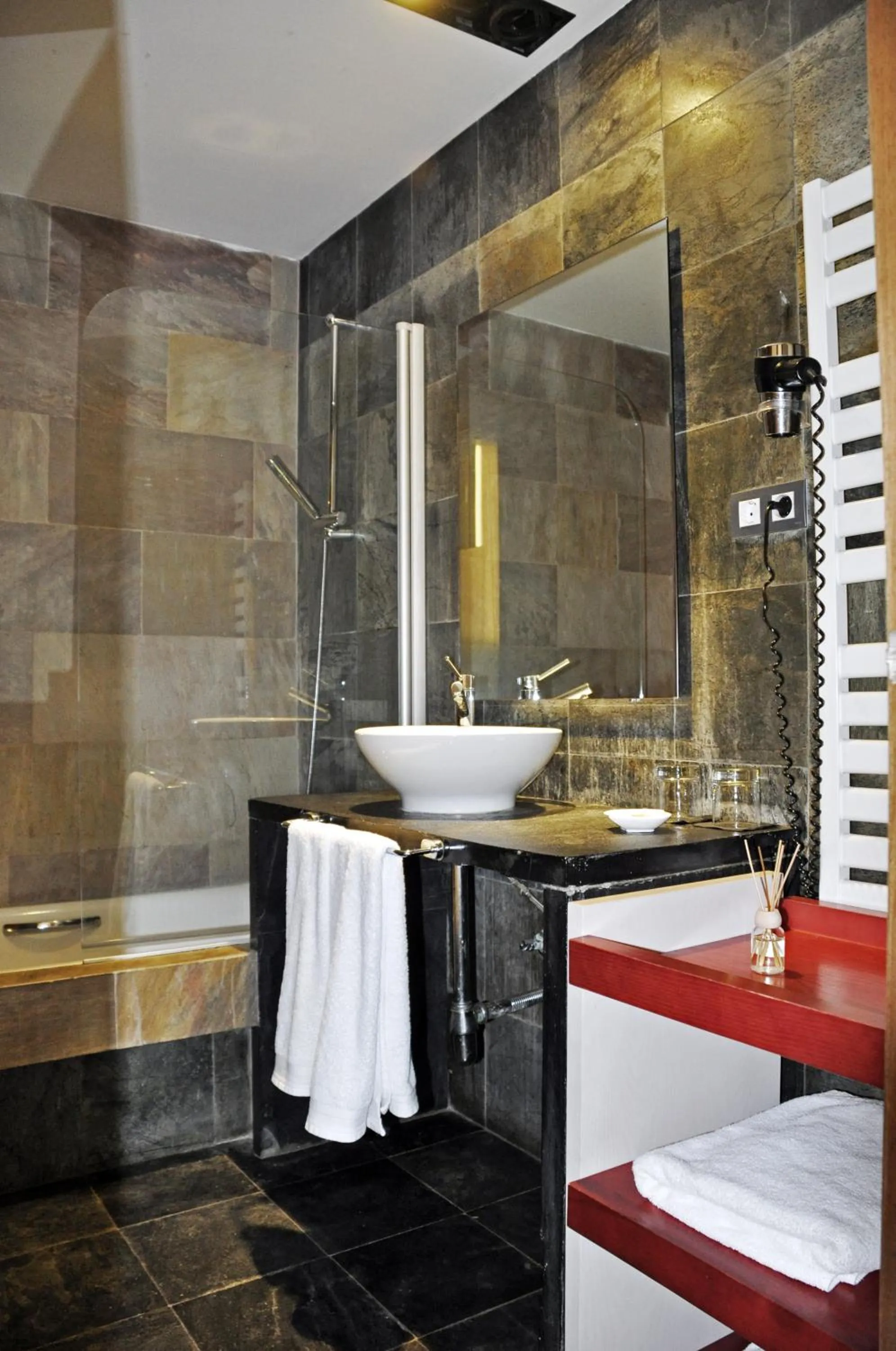 Bathroom in Hotel Boutique Mas Passamaner