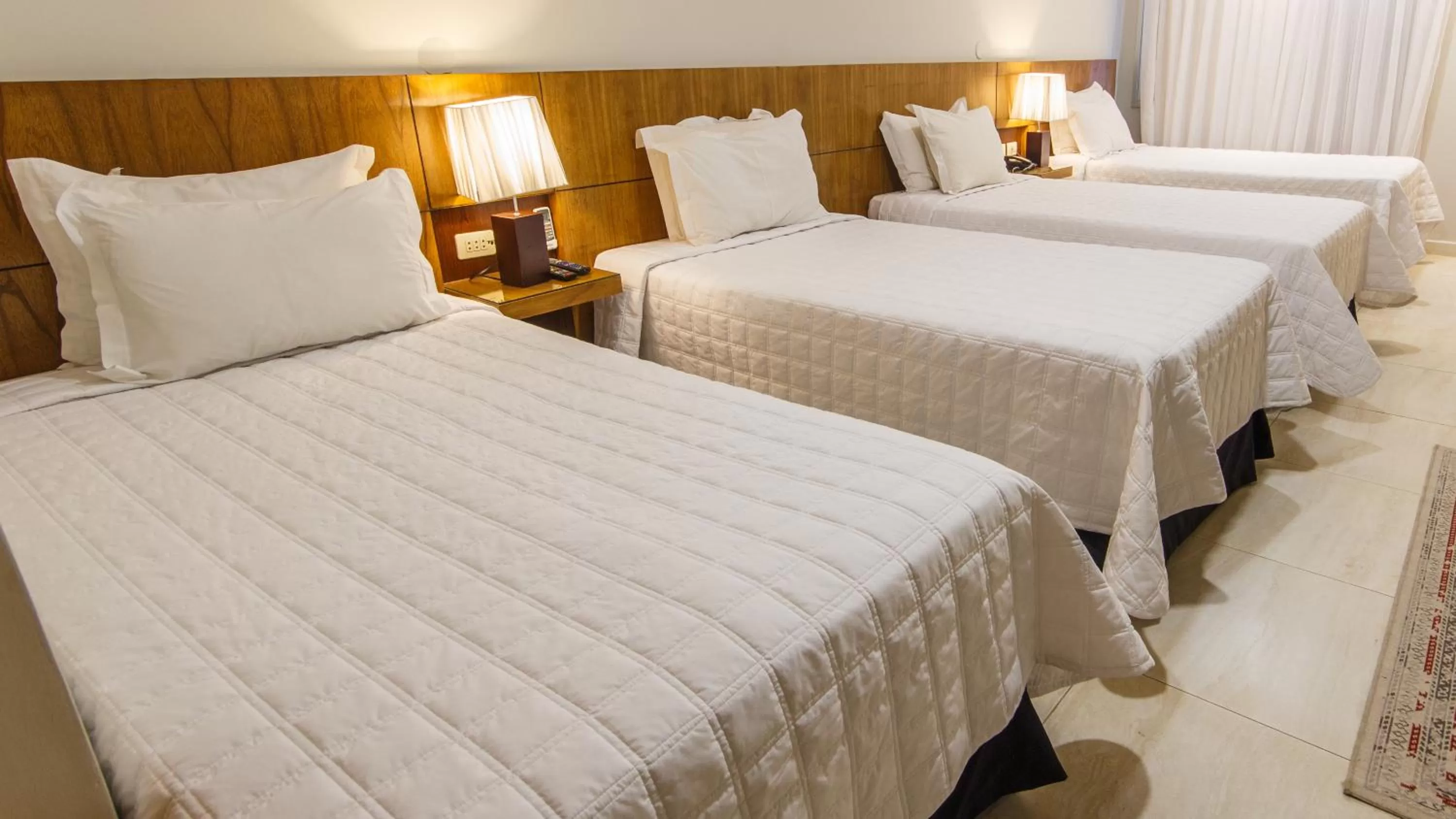 bunk bed, Bed in Hotel Le Pelican