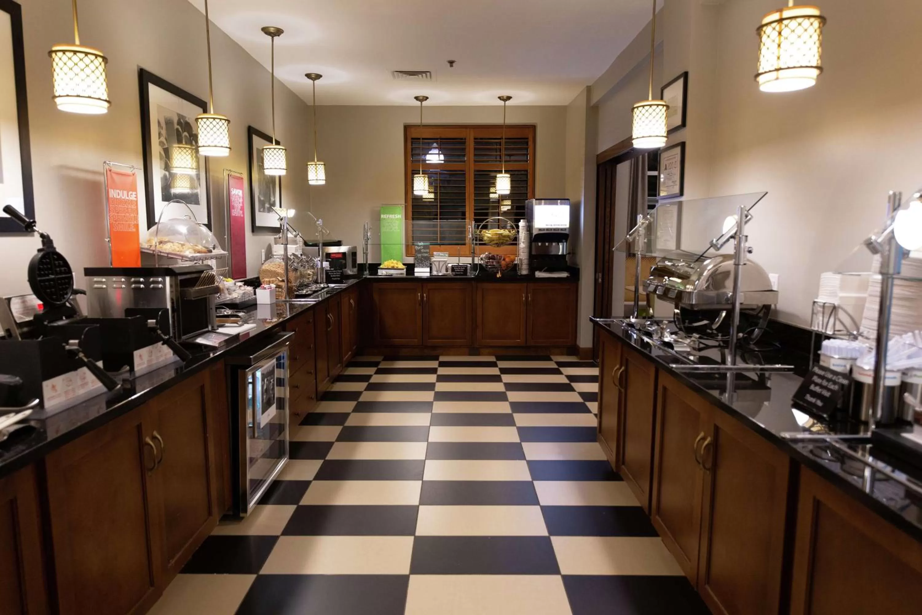 Restaurant/places to eat in Hampton Inn & Suites Raleigh Cary Lenovo Center