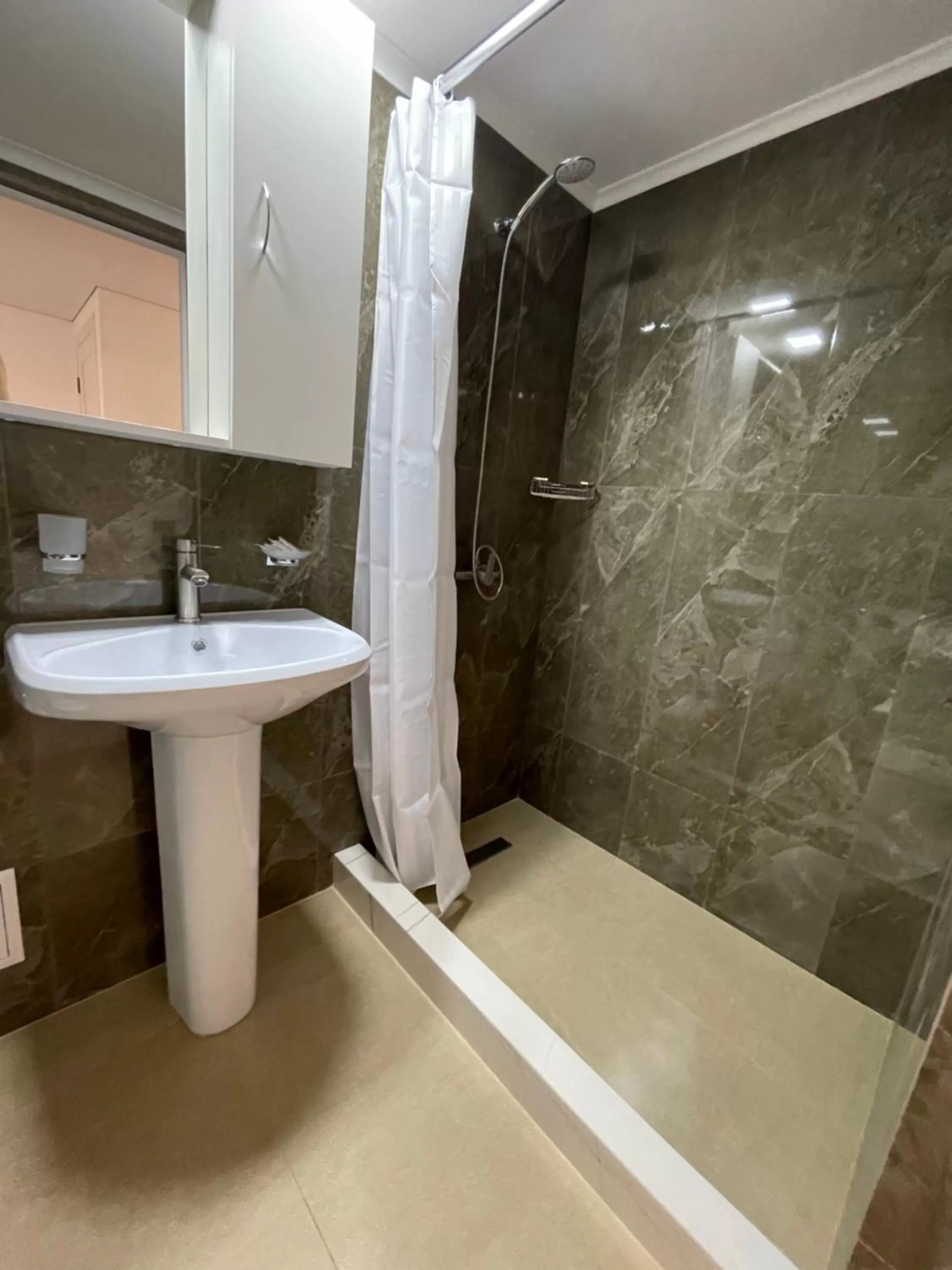 Bathroom in NO PROBLEM