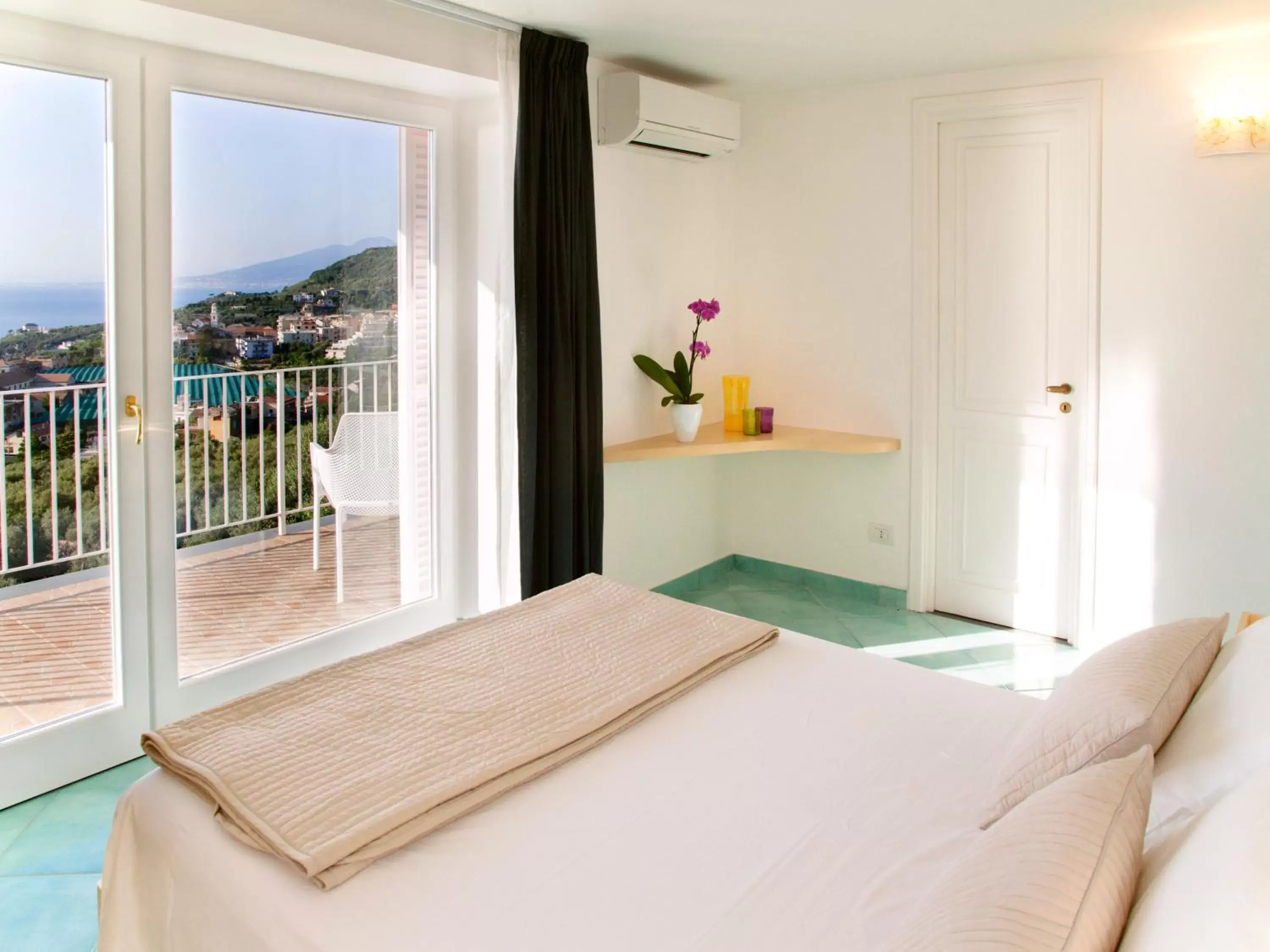 Superior Family Room - single occupancy in Antonio Massa Lubrense Superior Family Room - single occupancy in Antonio Massa Lubrense