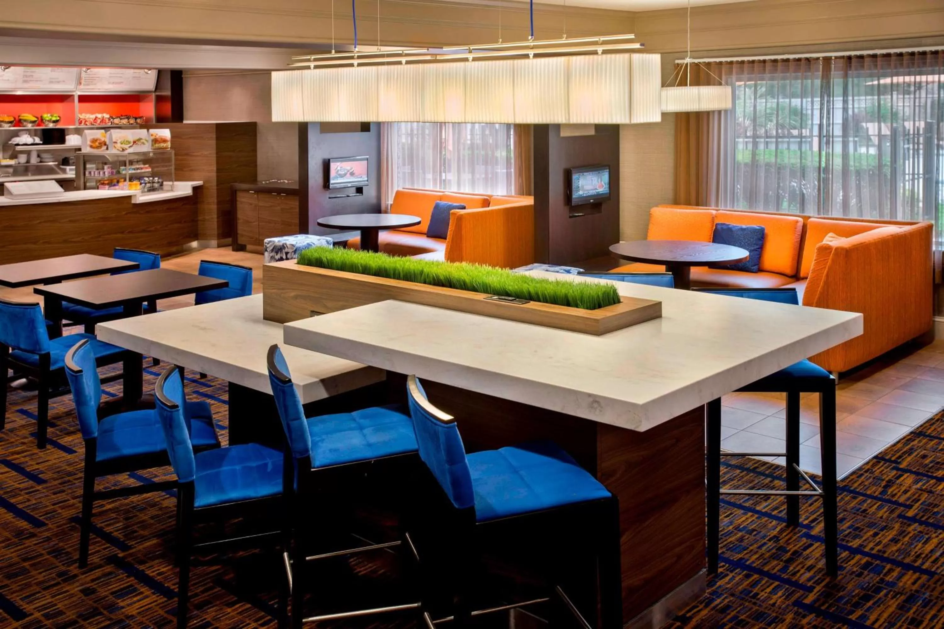 Restaurant/places to eat in Sonesta Select Boston Danvers