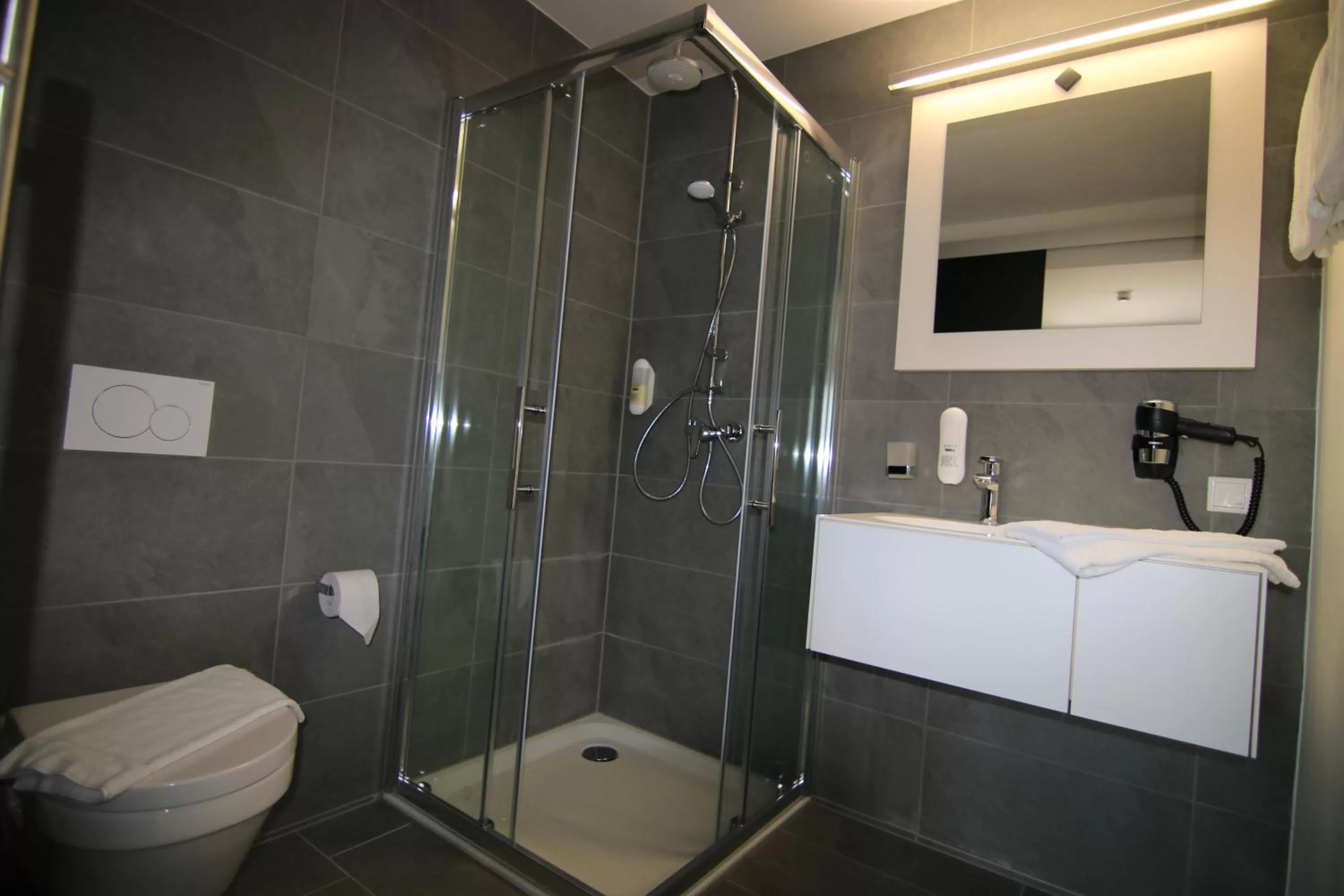 Bathroom in BA Hotel by WMM Hotels