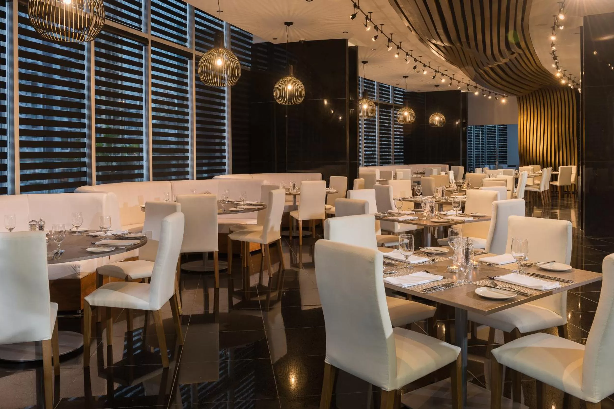 Restaurant/places to eat in Hotel Las Americas Golden Tower Panamá