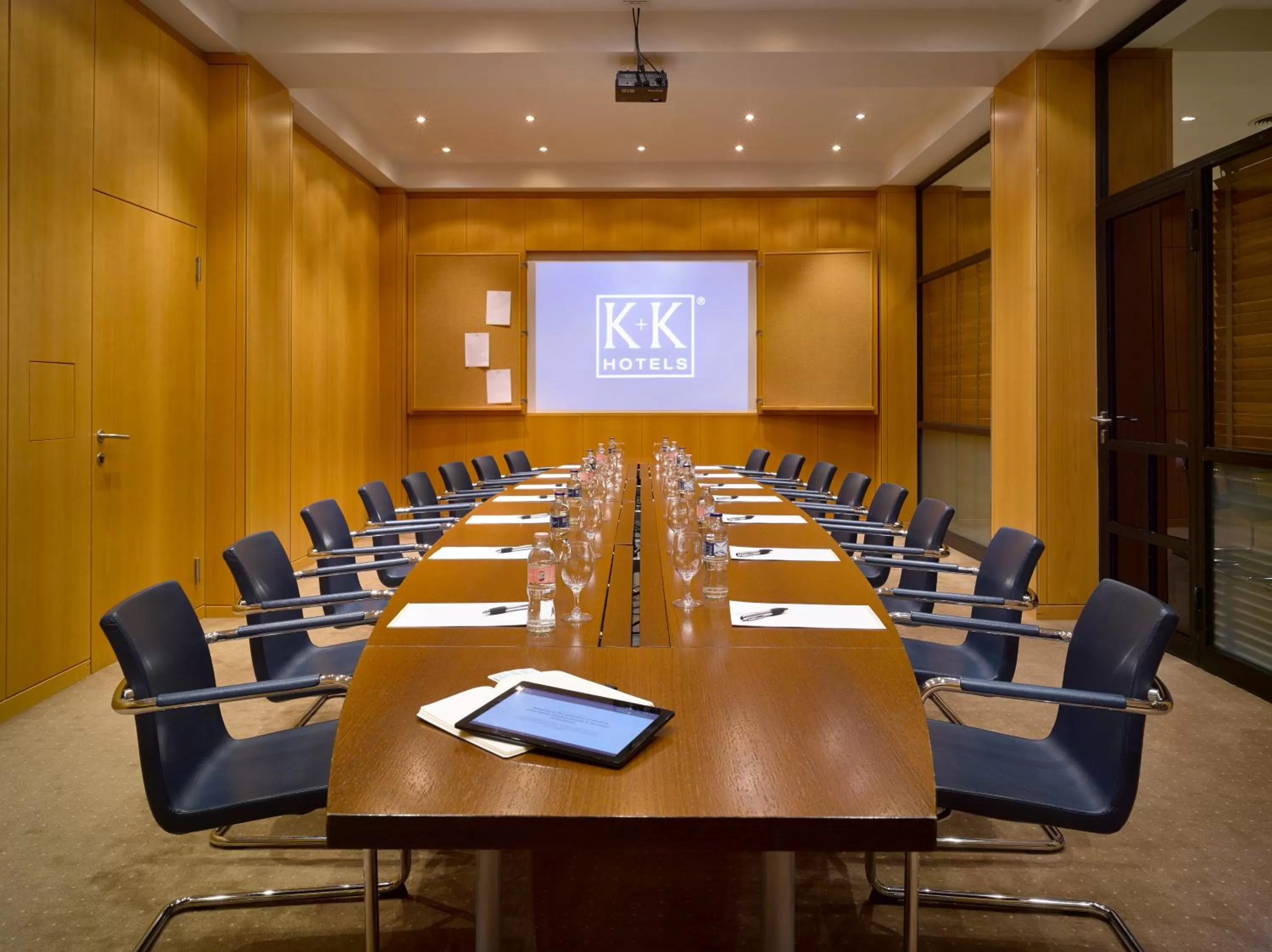Business facilities in K+K Hotel Opera