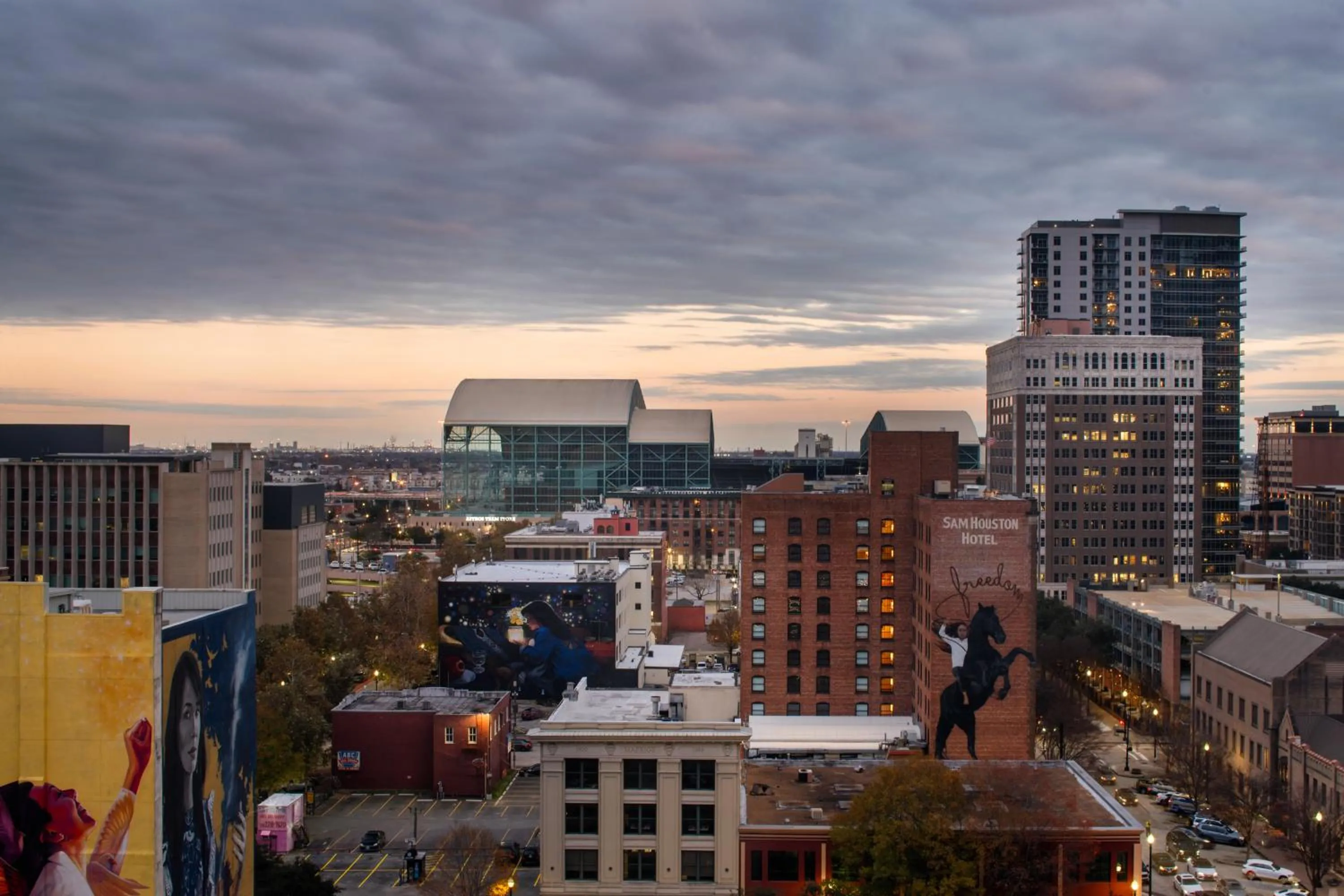 City view in Moxy Houston Downtown