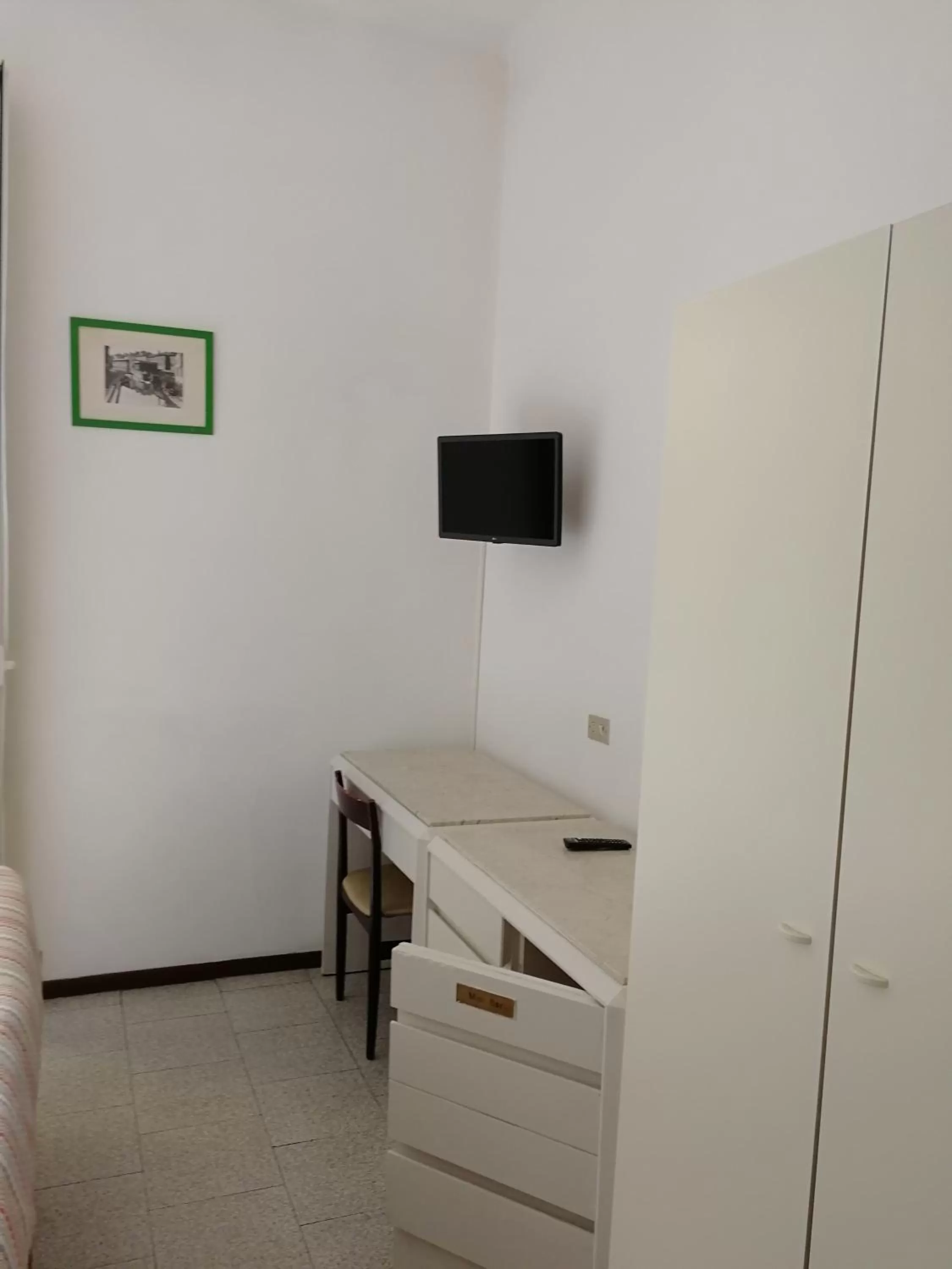 TV and multimedia in Hotel Gambara