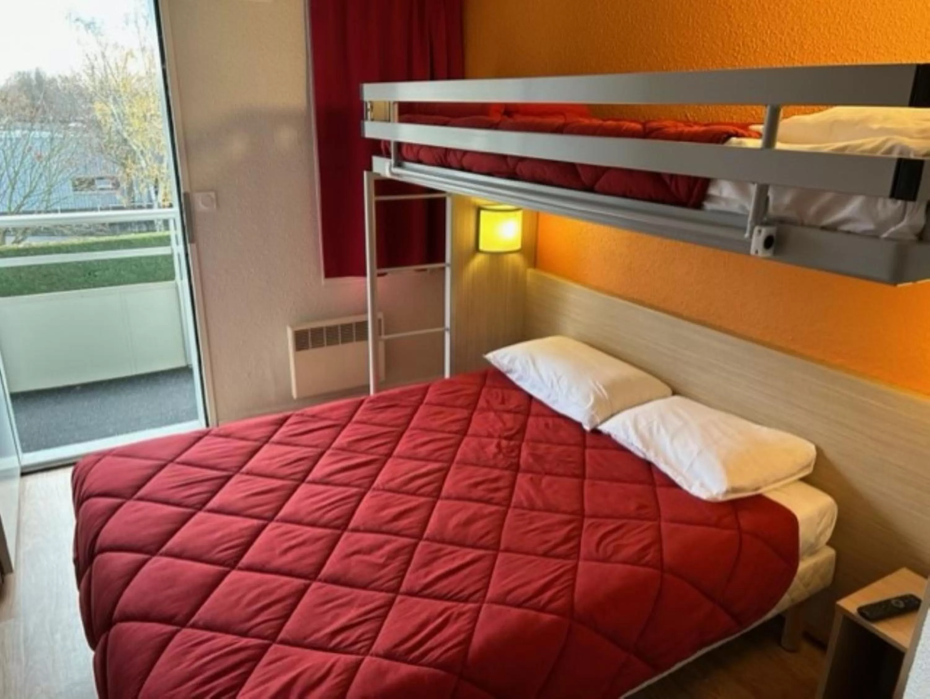 Bedroom, Bed in Premiere Classe Blois Nord