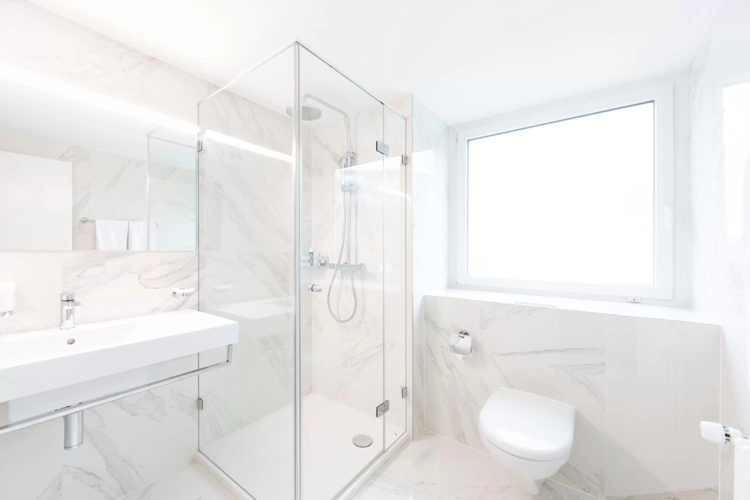 Shower in Eden Hotel und Restaurant