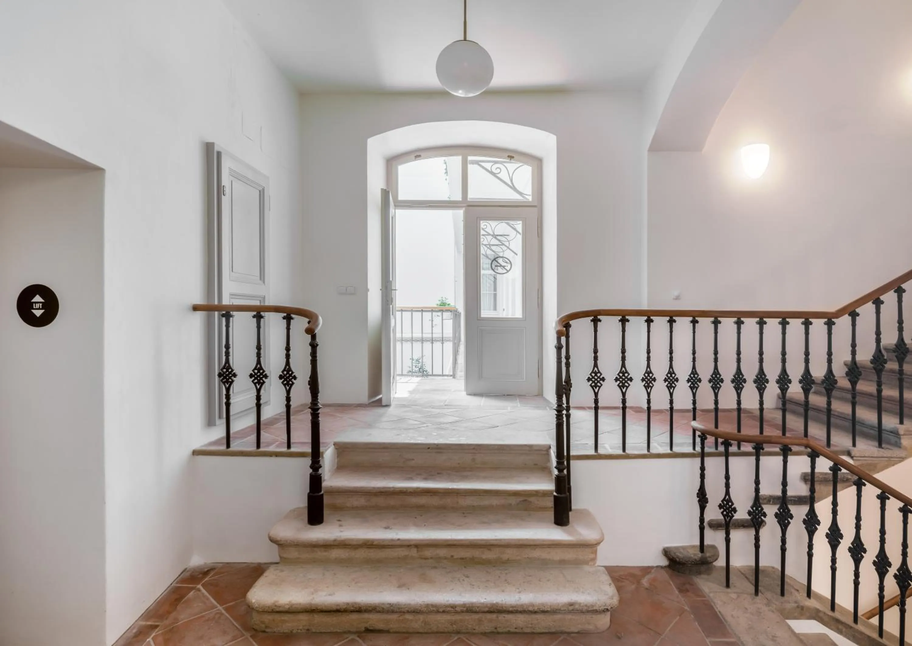 Patio, Bed in 4 Trees Apartments by Adrez