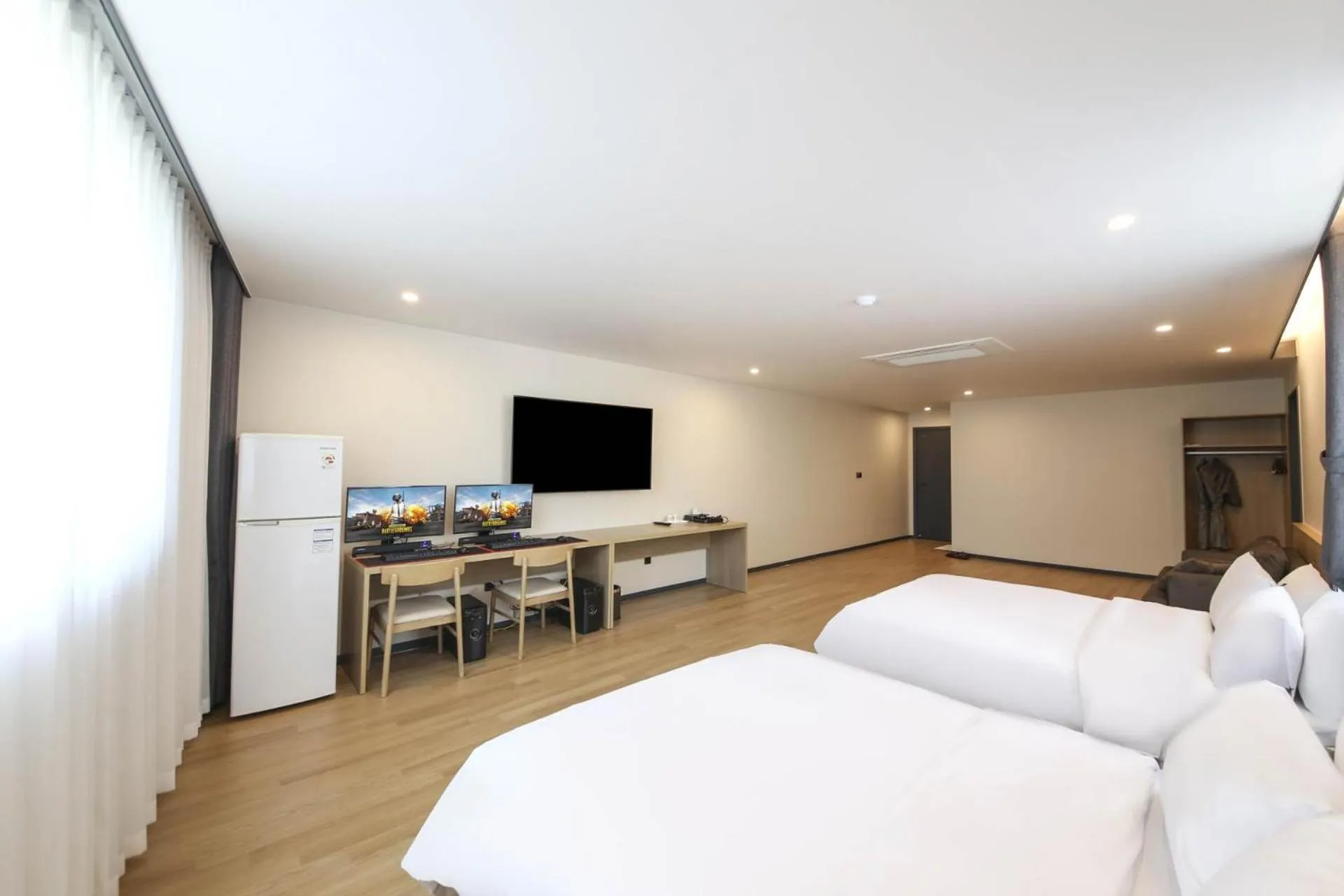 Bed in Benikea hotel