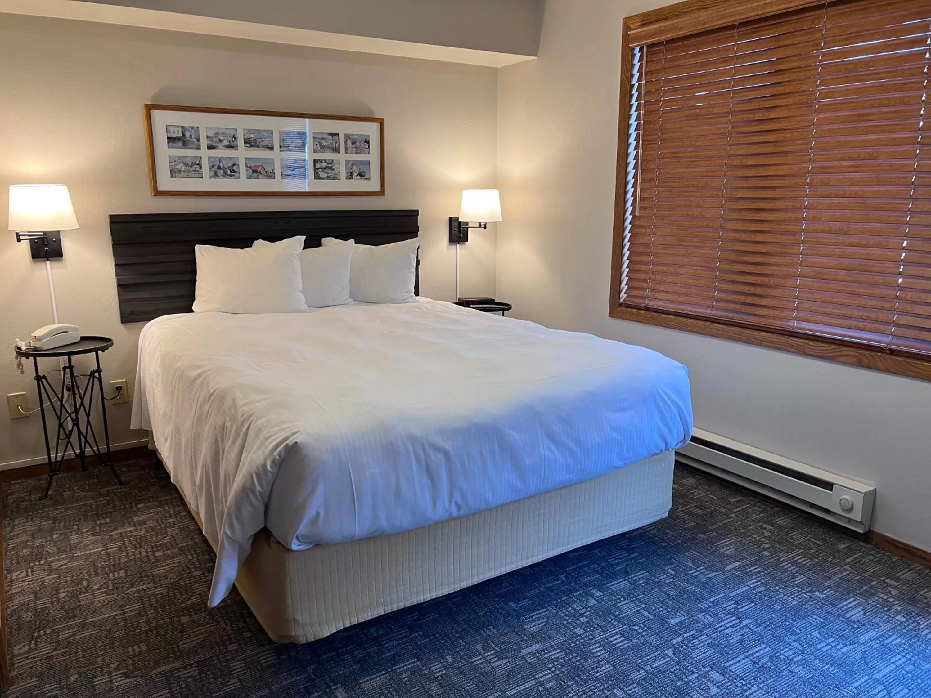 Bedroom, Bed in Homestead Suites - Fish Creek