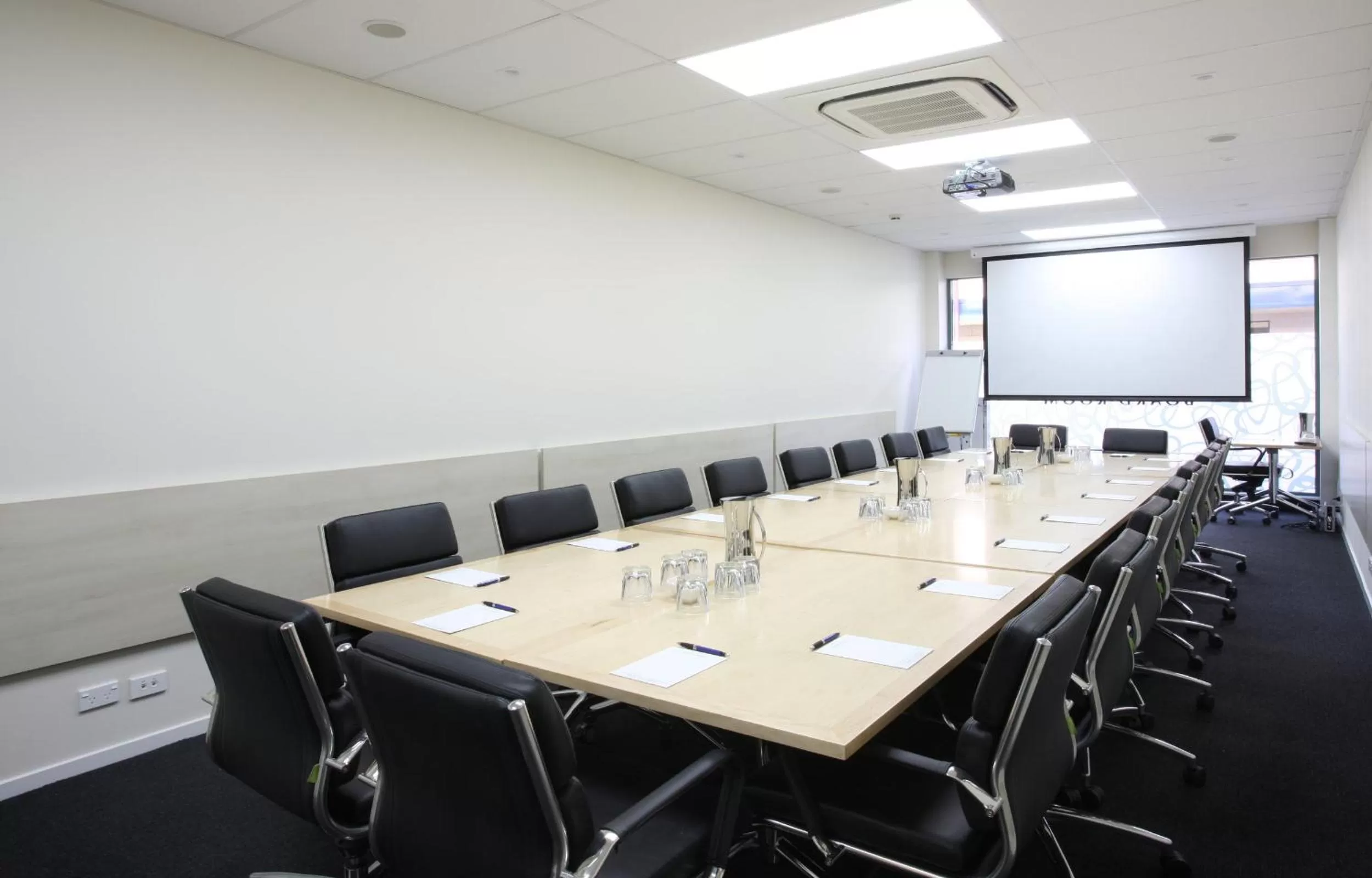Meeting/conference room in Kelvin Hotel