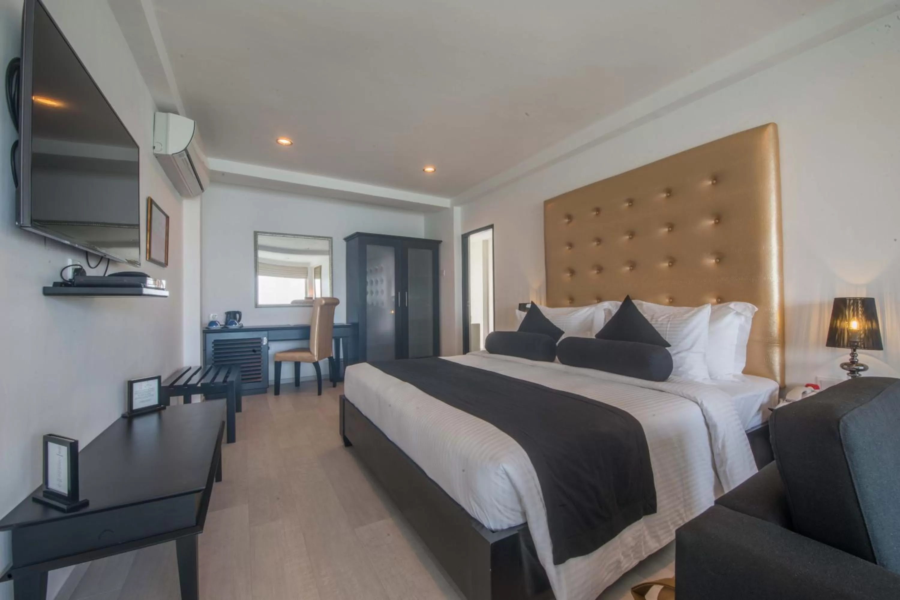 Bedroom, Bed in Levels Unawatuna