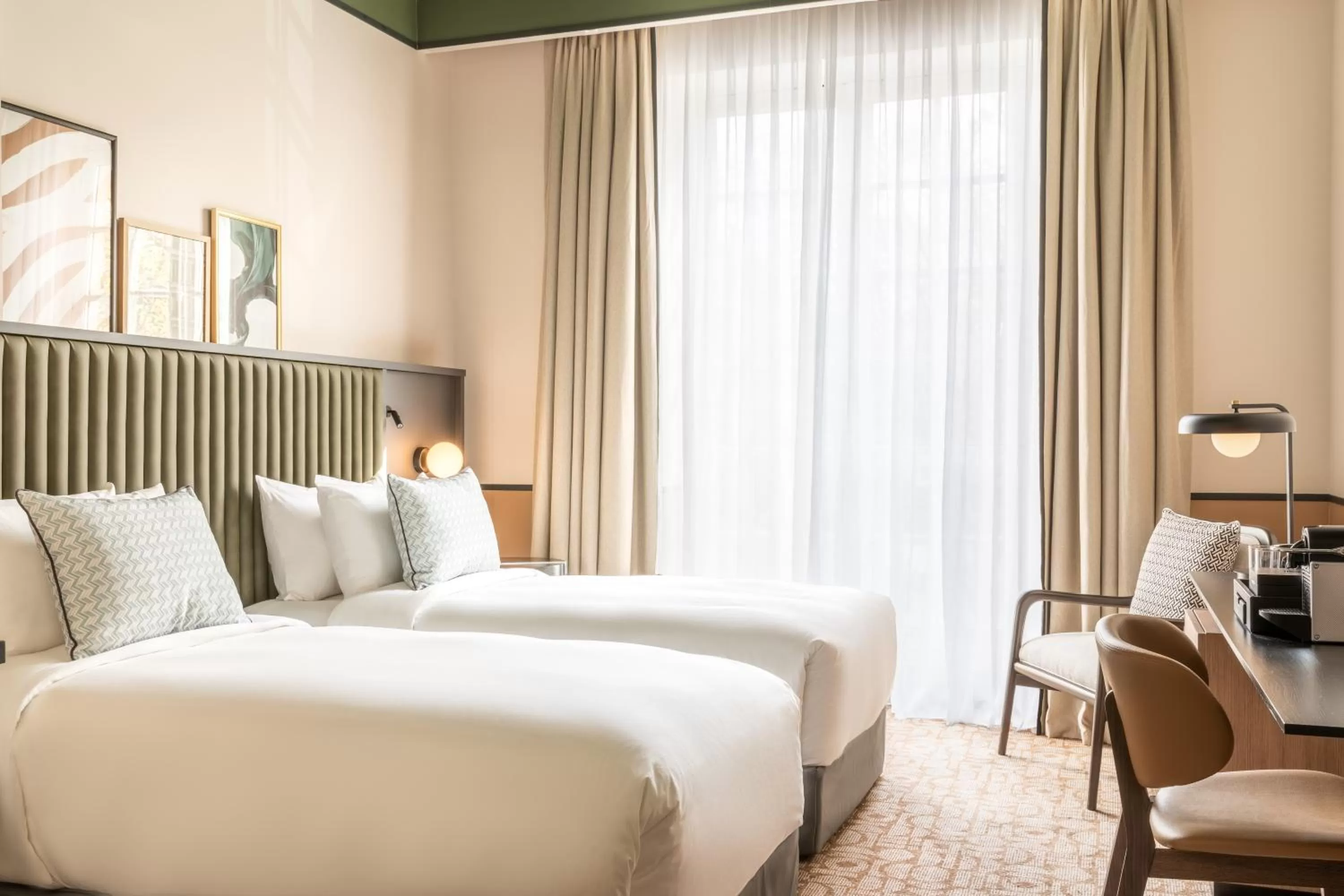 Bed in Le Parchamp, a Tribute Portfolio Hotel, Paris Boulogne