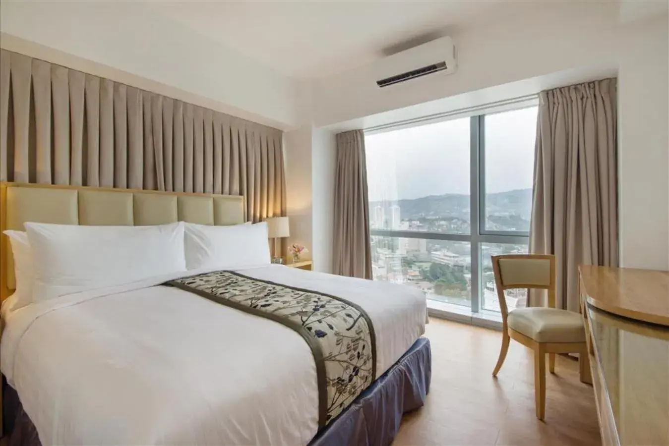 Two Bedroom Suite - single occupancy - Leisure Stay in Quest Serviced Residences Two Bedroom Suite - single occupancy - Leisure Stay in Quest Serviced Residences