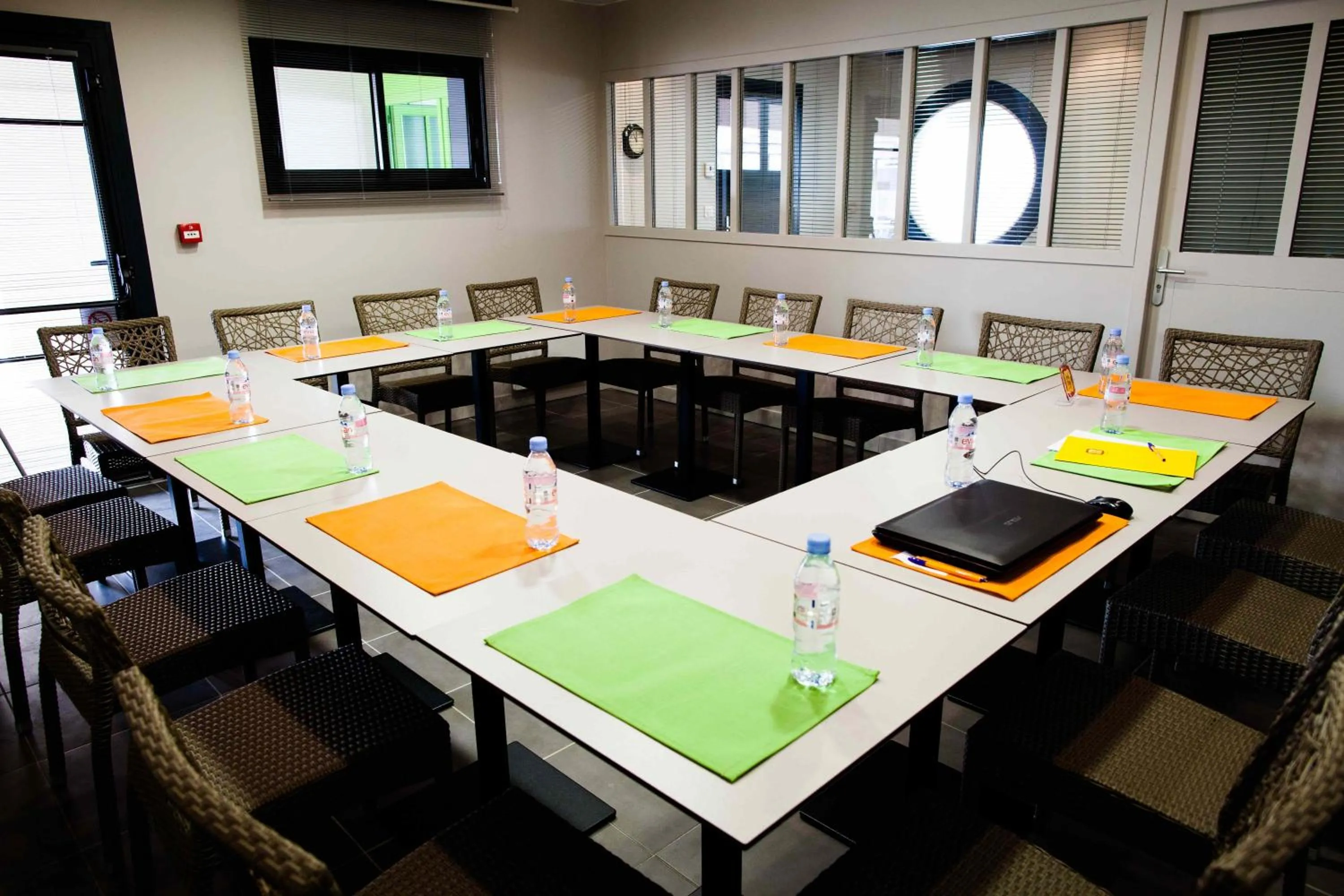 Business facilities in Hôtel de Ré, "The Originals Résidence"