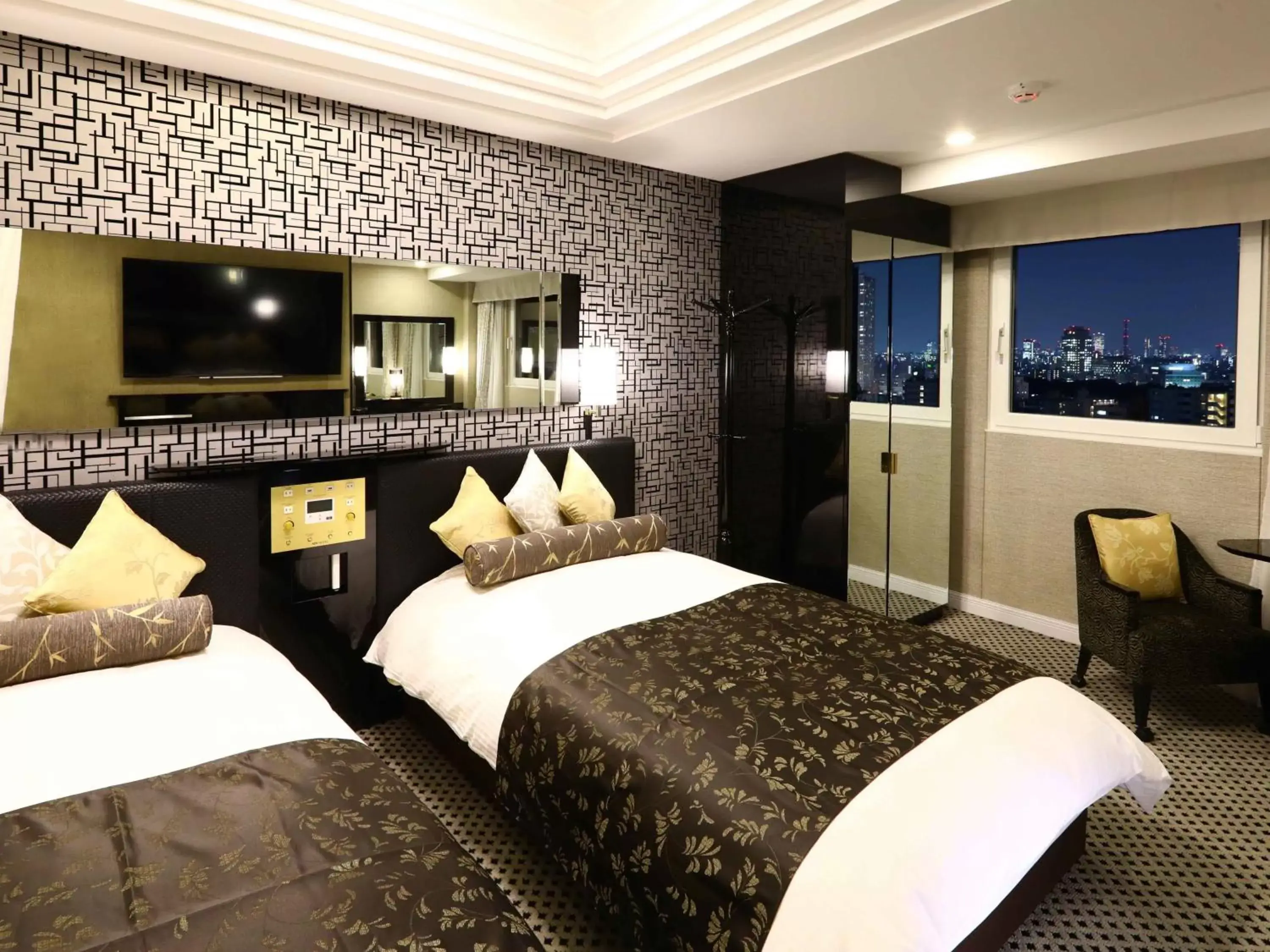 Deluxe Twin Room - Non-Smoking in APA Hotel Yamanote Otsuka Ekimae Tower Deluxe Twin Room - Non-Smoking in APA Hotel Yamanote Otsuka Ekimae Tower