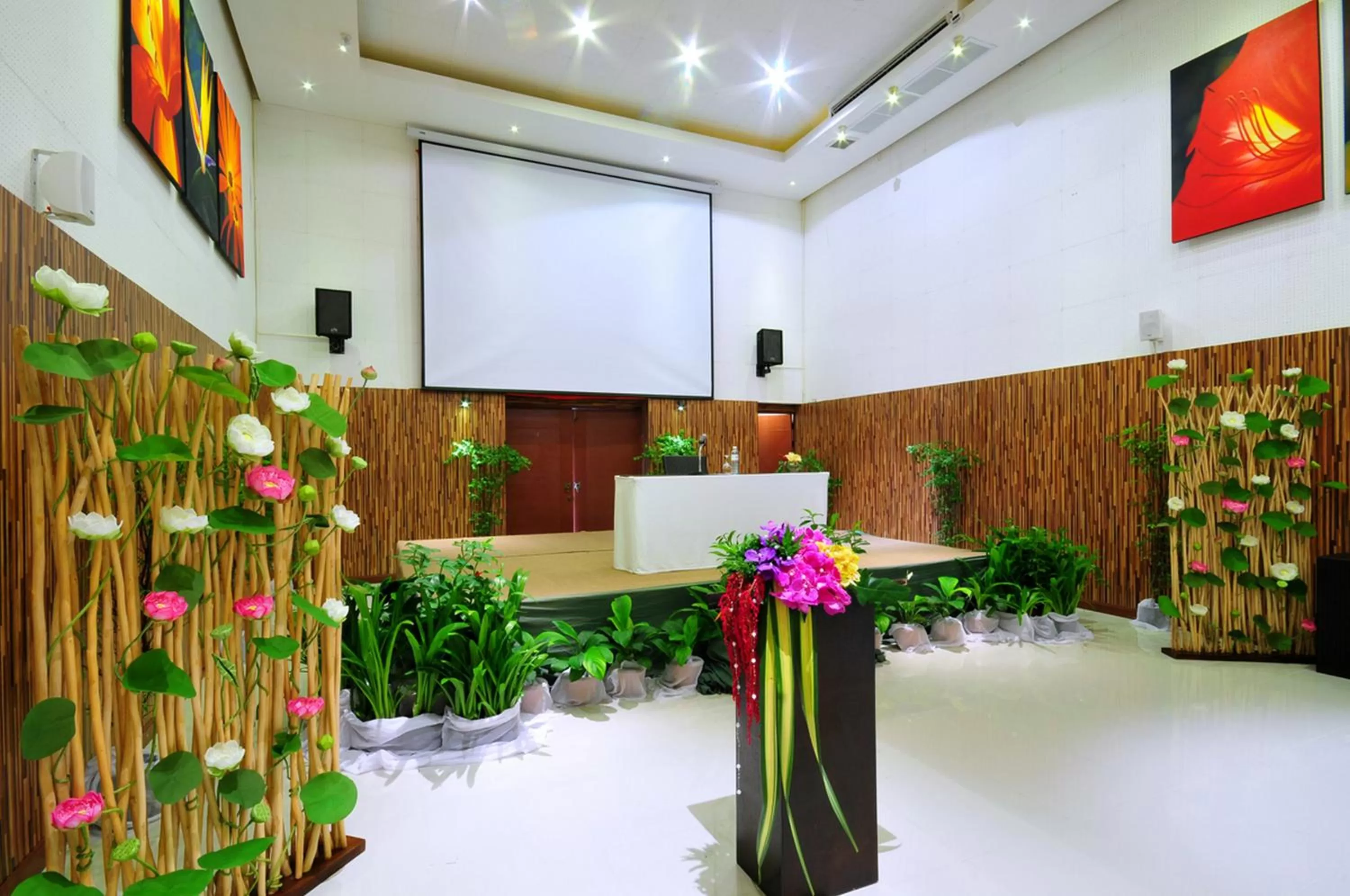 Meeting/conference room in Dhevan Dara Resort & Spa Hua Hin - Pool Villa