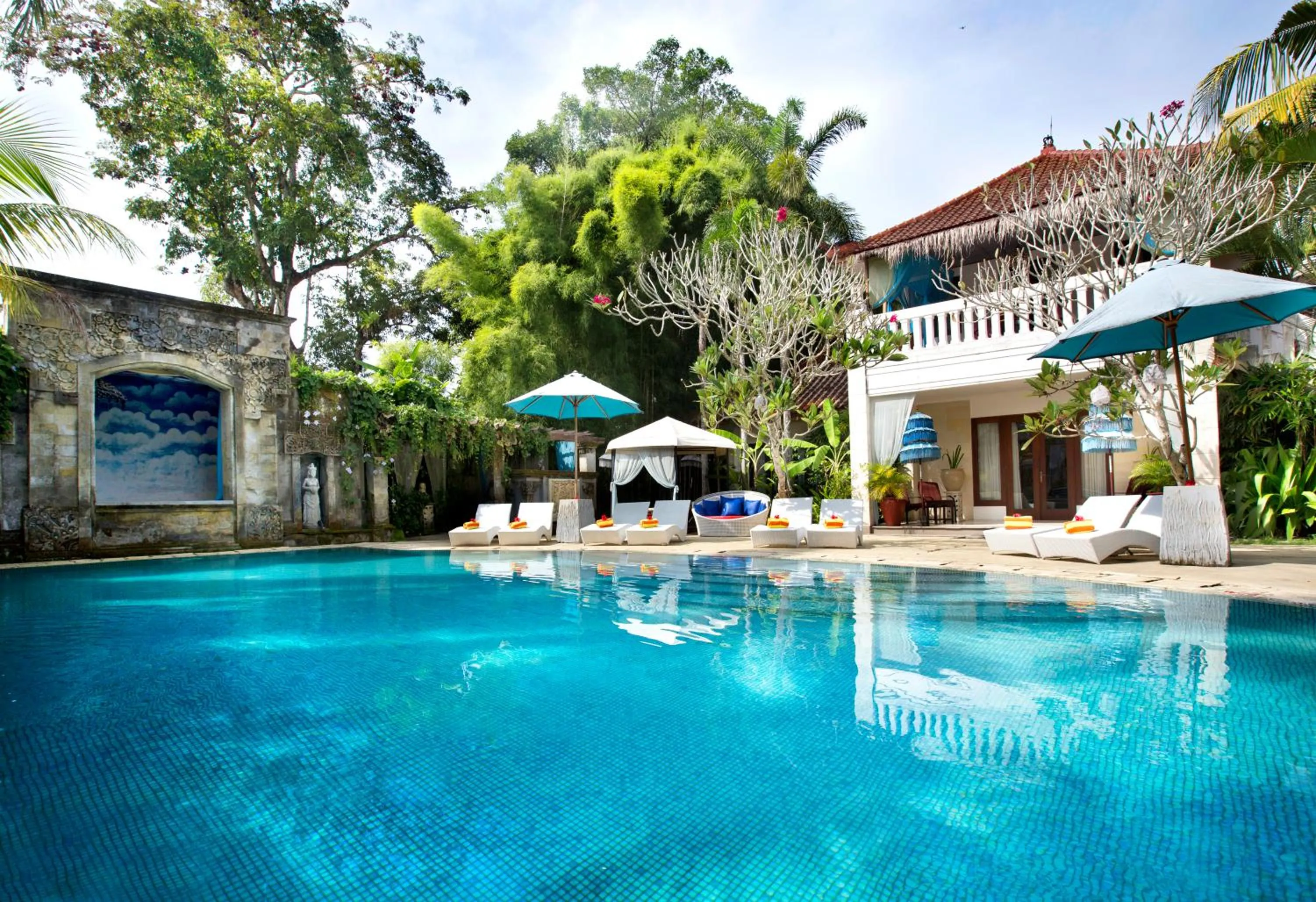 Swimming pool in The Mansion Resort Hotel & Spa