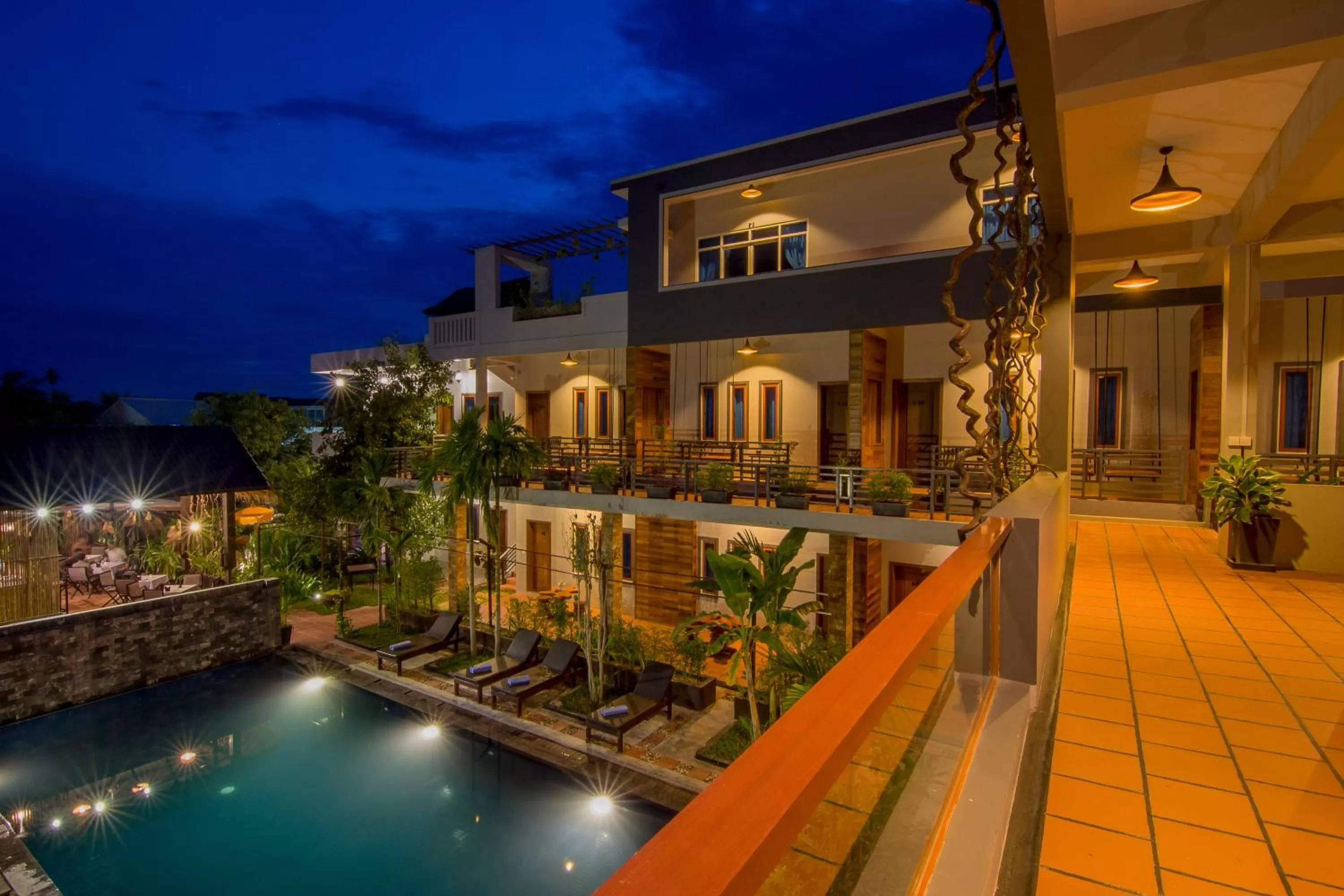 Swimming Pool in Indra Porak Residence Hotel