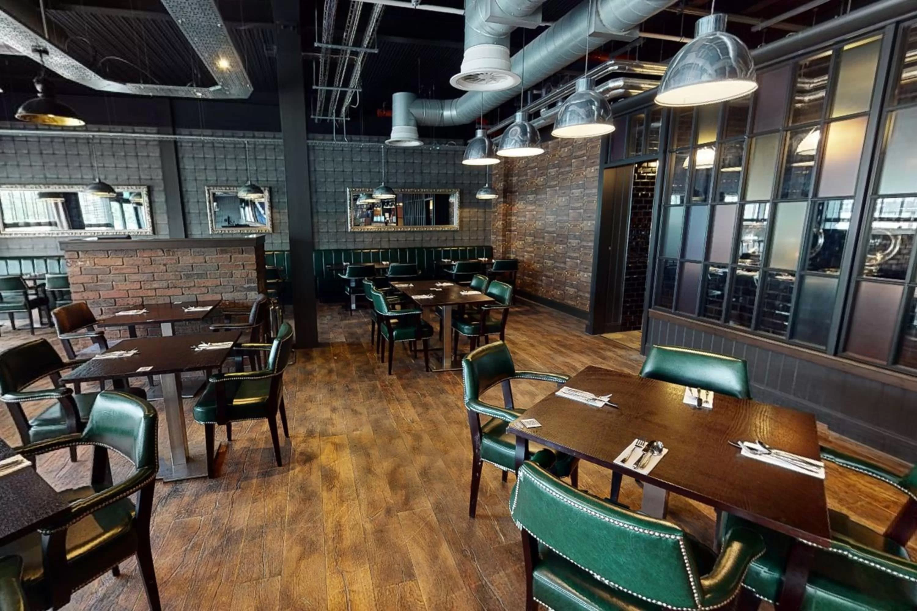 Restaurant/places to eat in Village Hotel Aberdeen