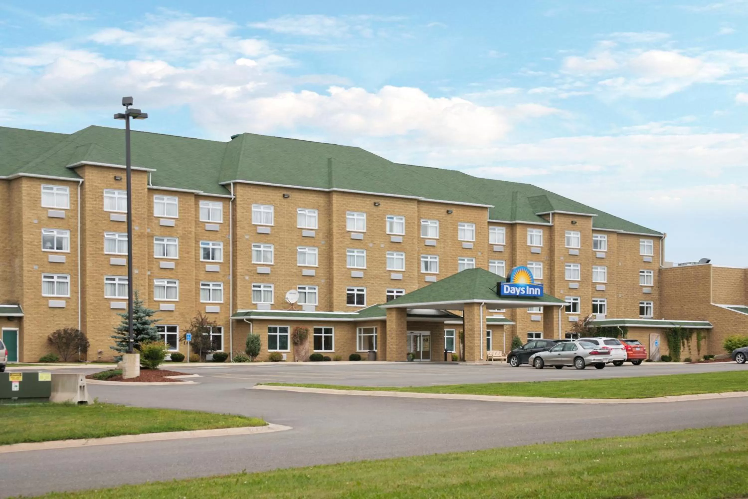 Facade/entrance in Days Inn by Wyndham Oromocto Conference Centre
