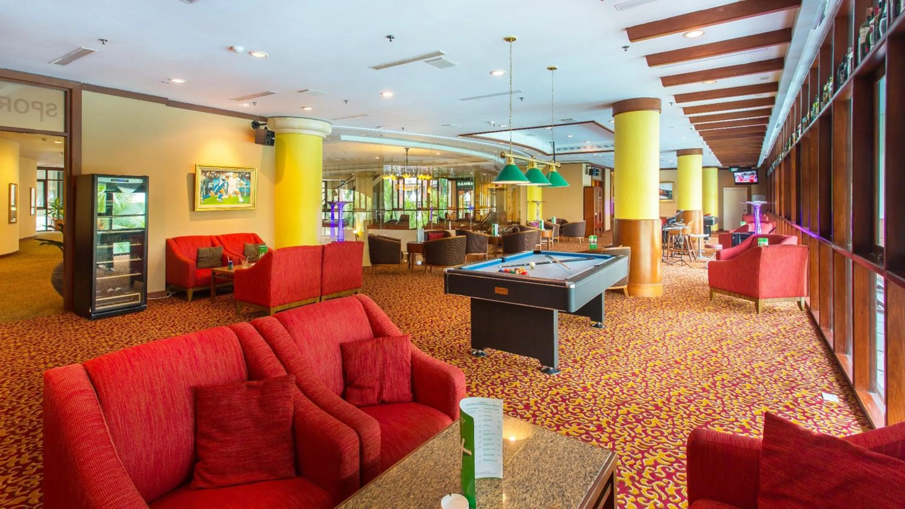 Lounge or bar in Holiday Inn Resort Batam by IHG