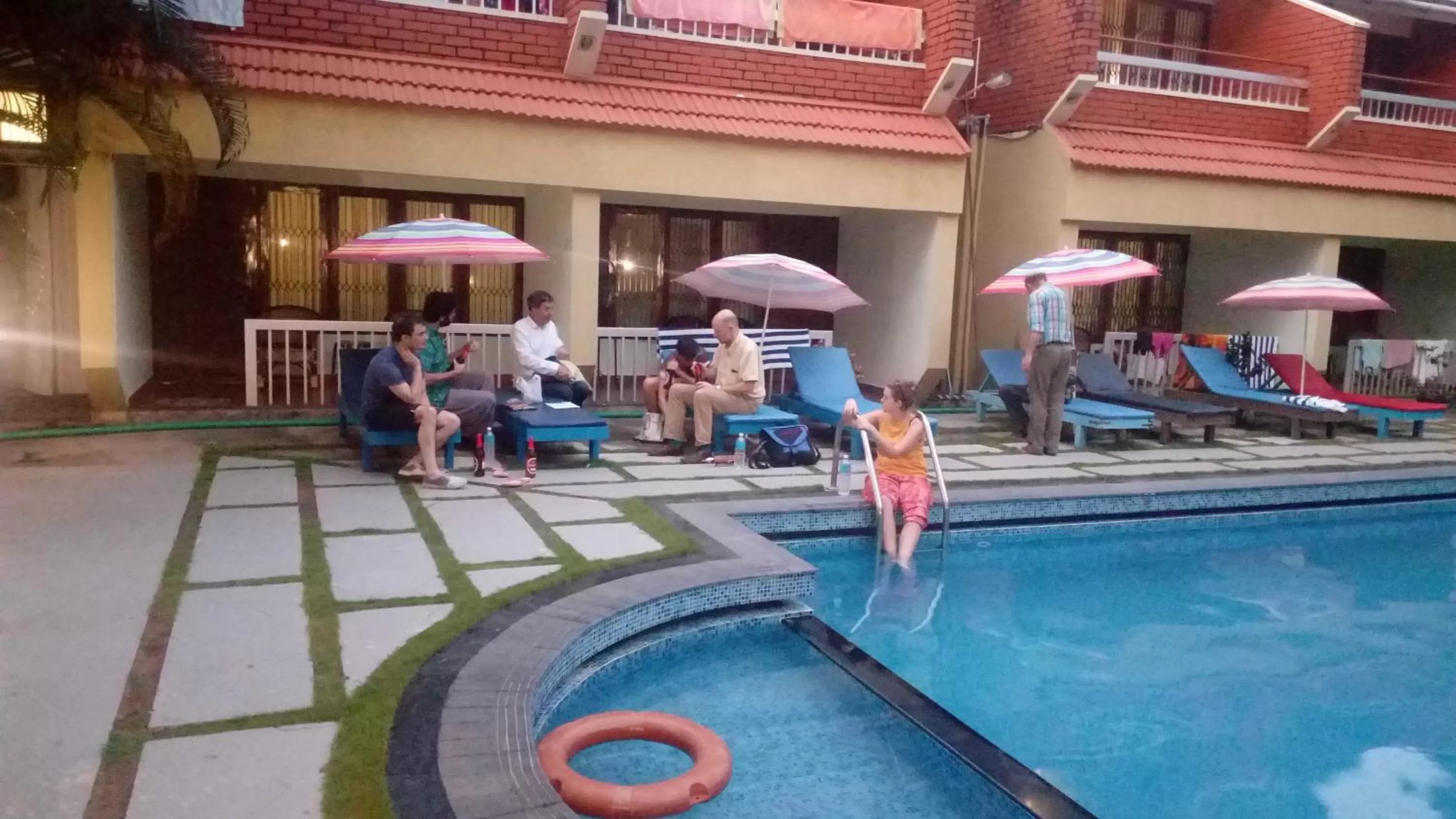 Swimming pool in Hotel Thushara