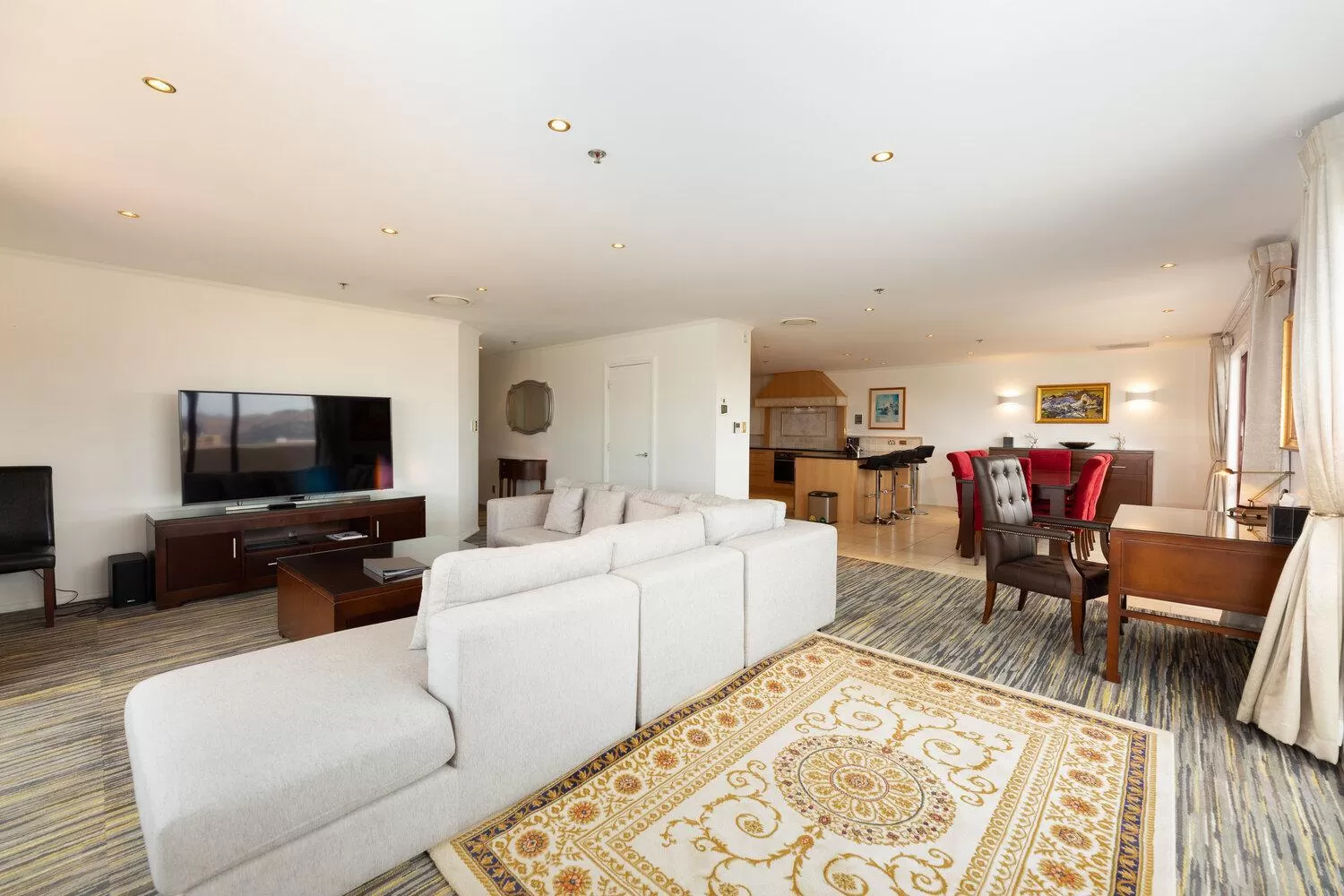 Living room in Fino Hotel & Suites