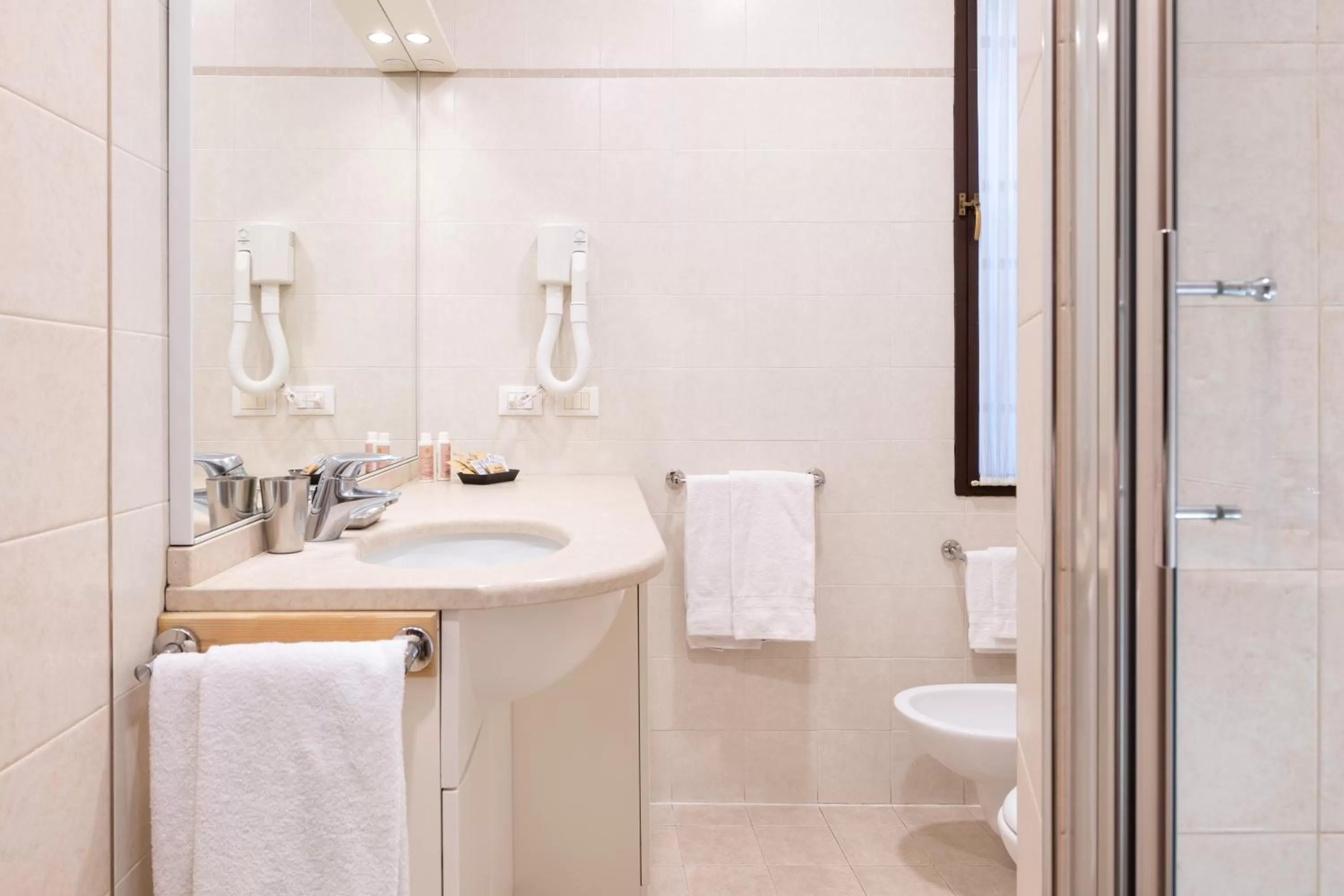 Bathroom in Residence Ca' Foscolo