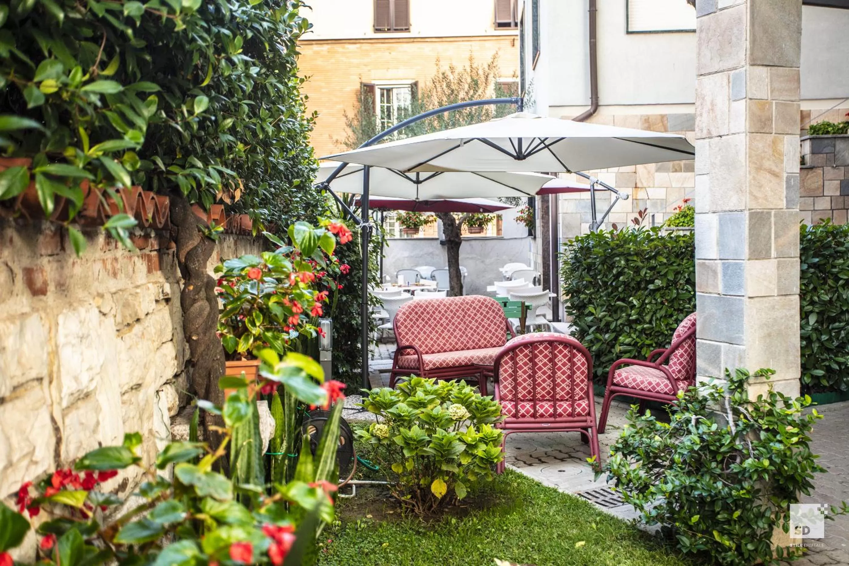 Property building in Hotel Alessandro Della Spina