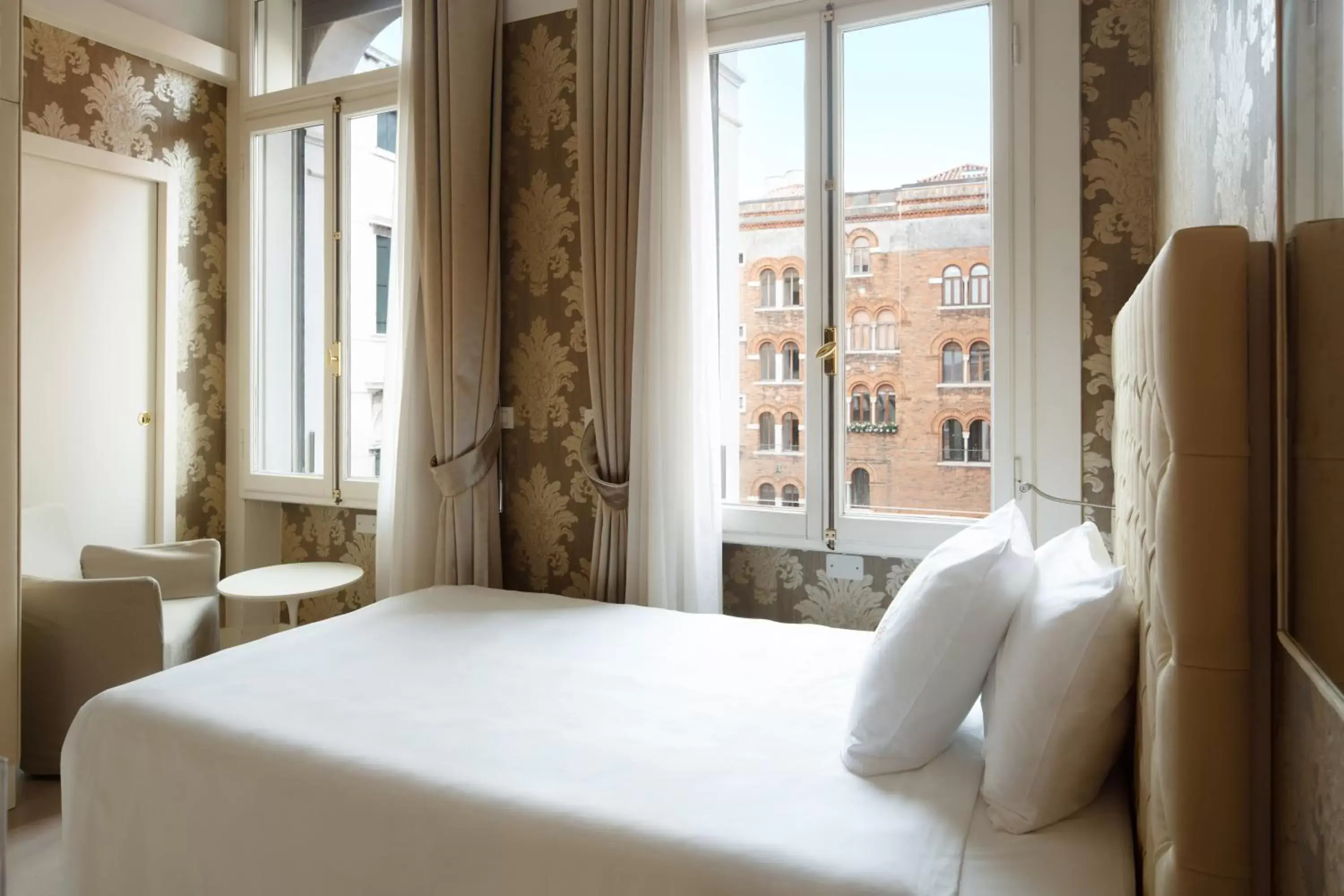 Single Room in Palazzo Barocci Single Room in Palazzo Barocci