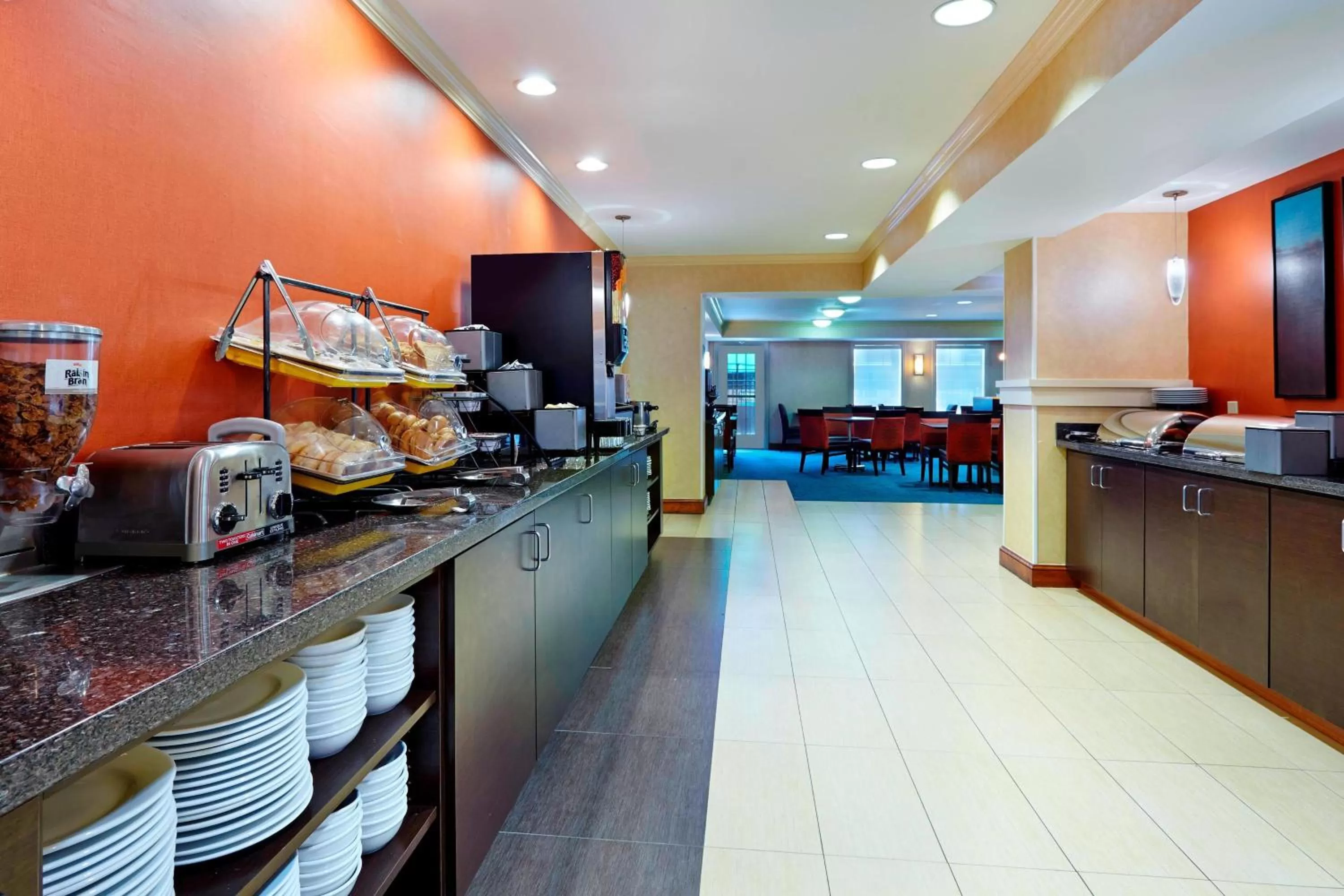 Breakfast in Residence Inn Houston by The Galleria
