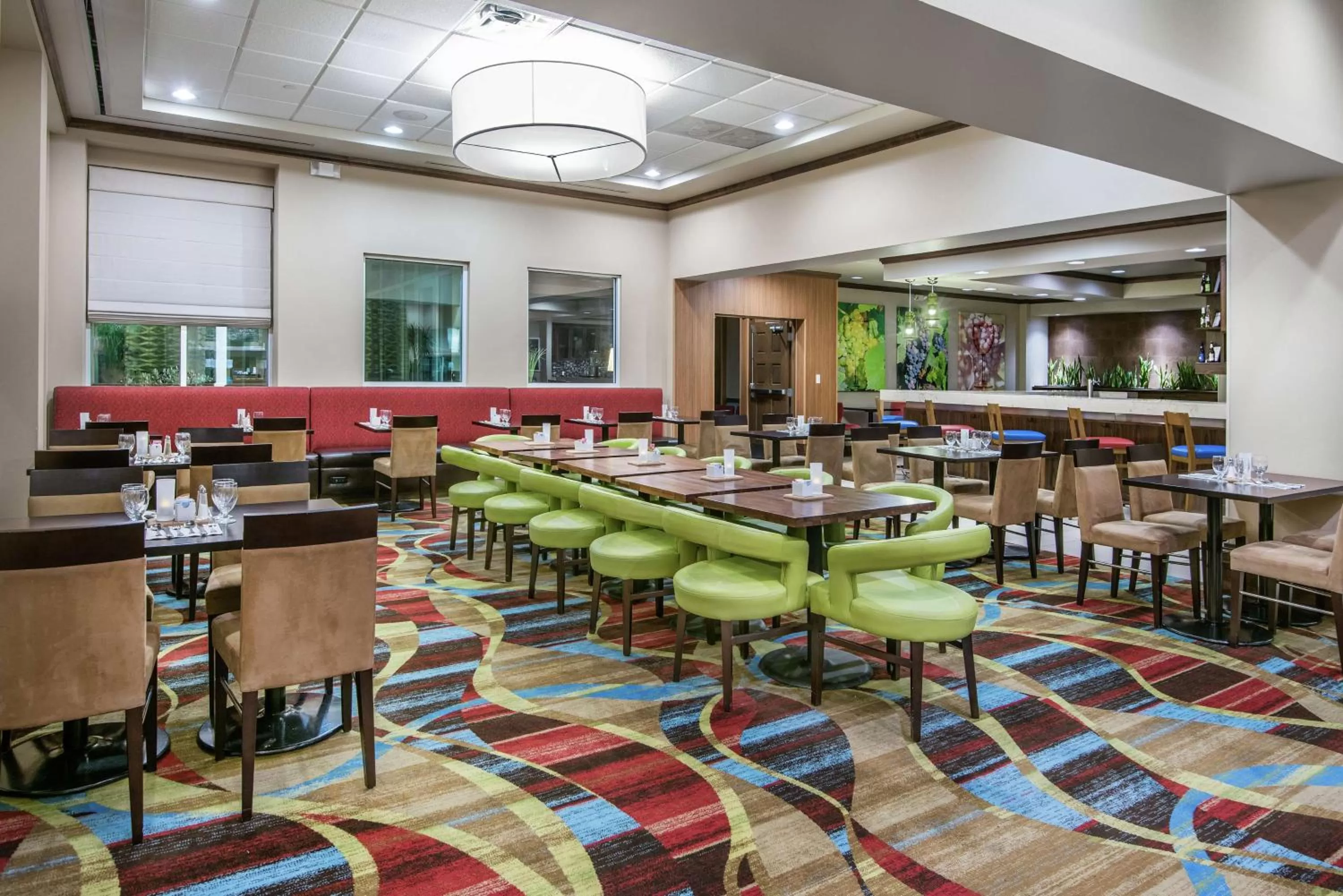 Restaurant/places to eat in Hilton Garden Inn San Antonio/Rim Pass Drive