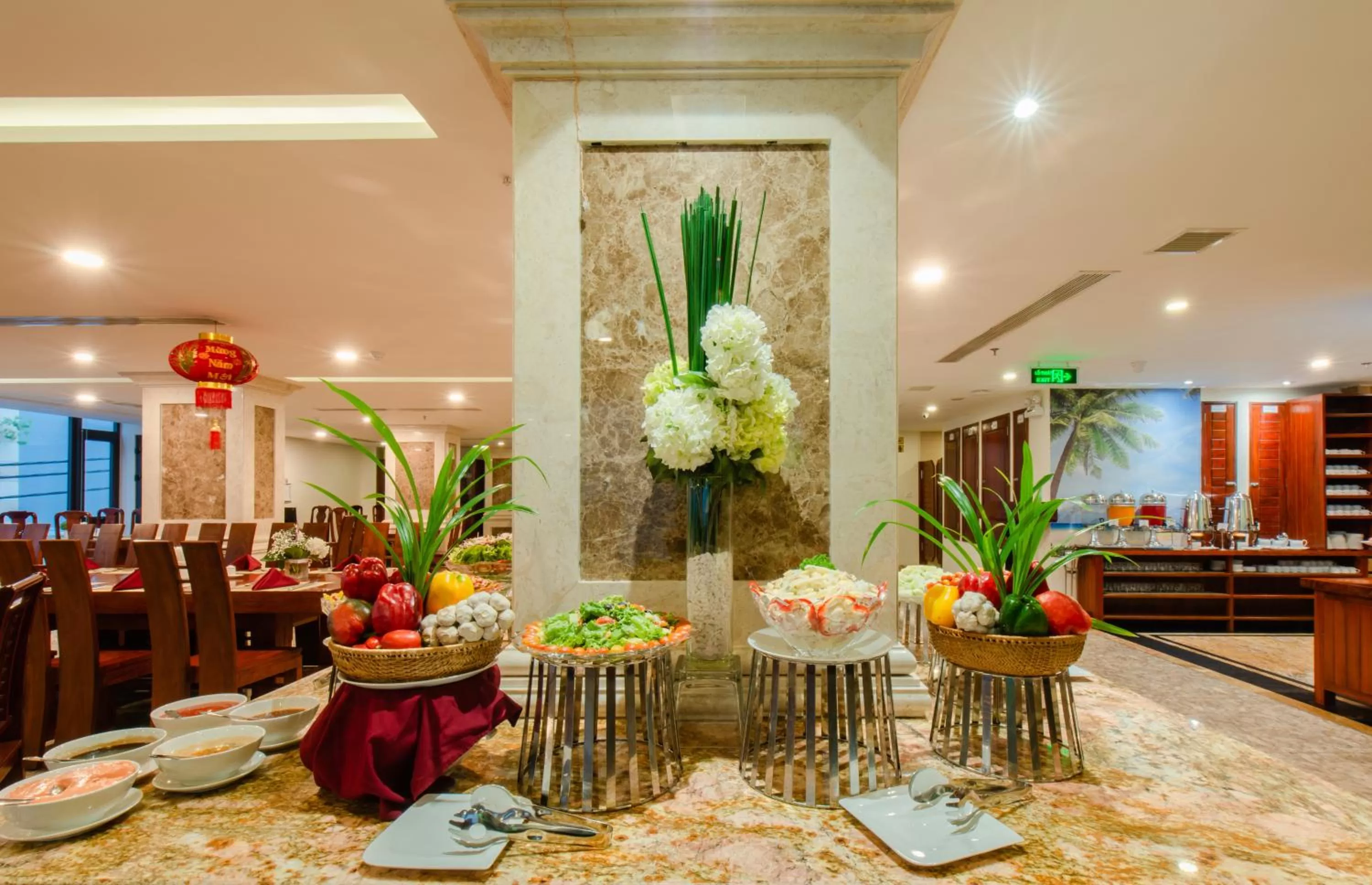 Restaurant/places to eat in Red Sun Nha Trang Hotel