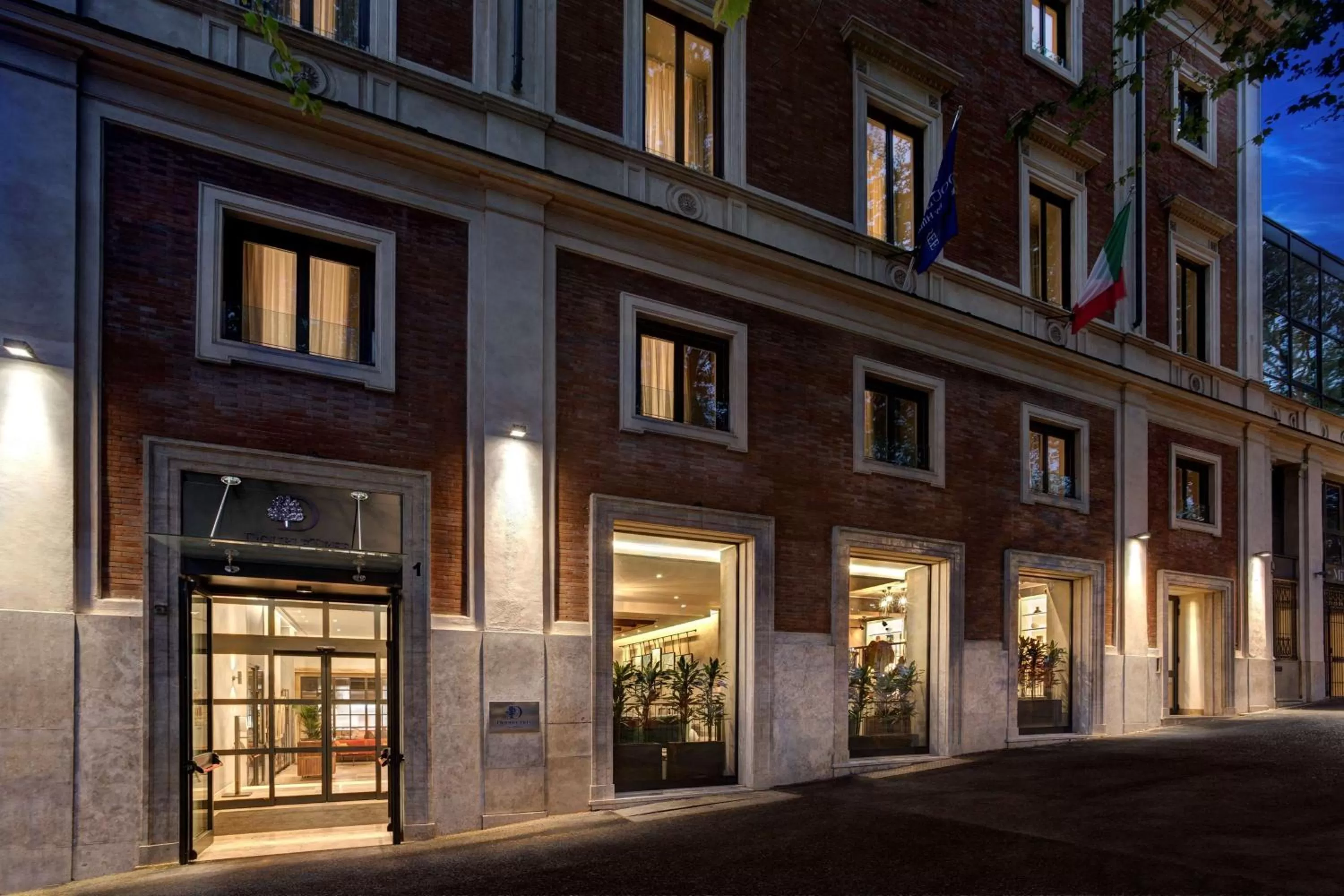 Property building in DoubleTree By Hilton Rome Monti
