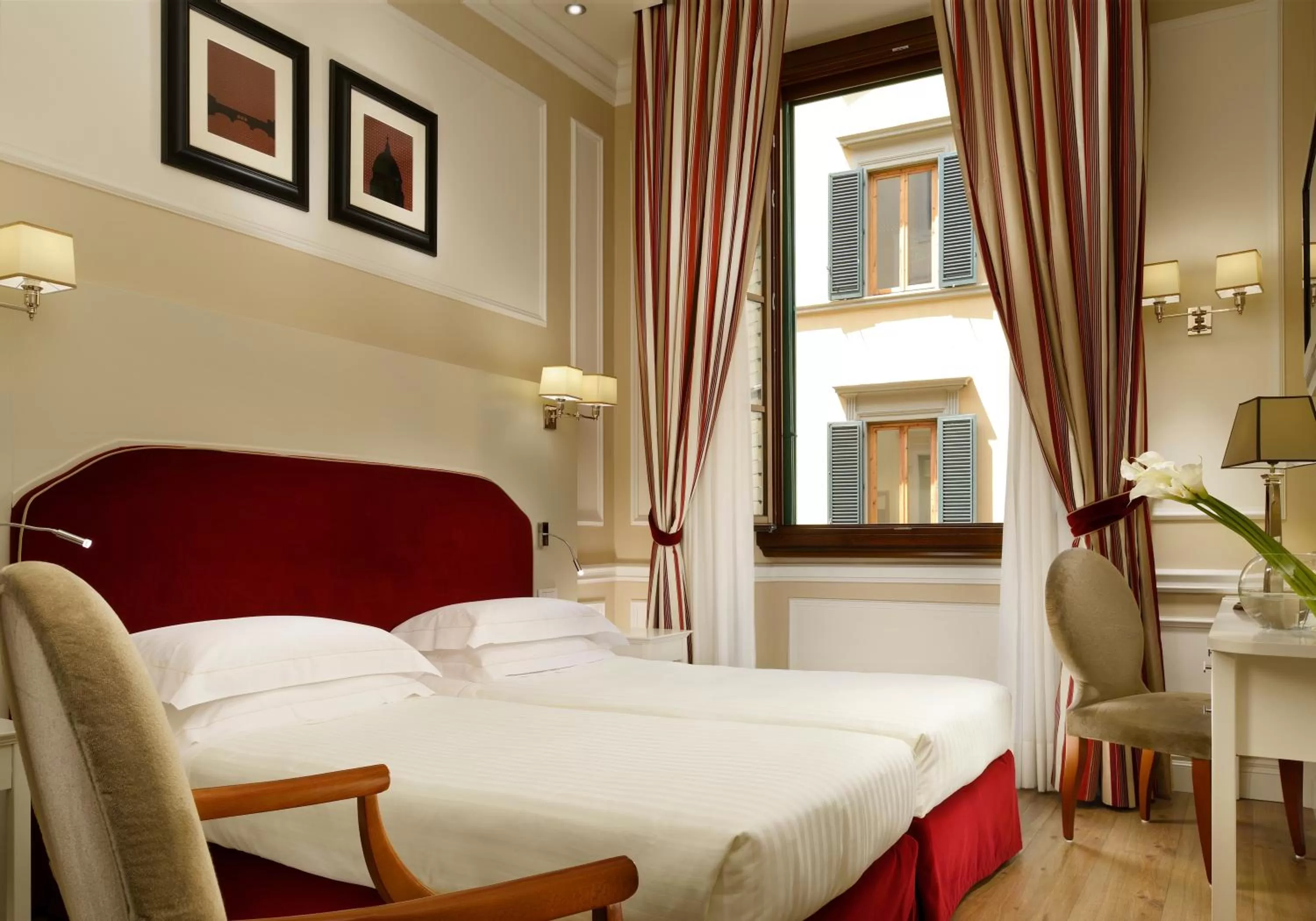 Nearby landmark, Bed in FH55 Hotel Calzaiuoli