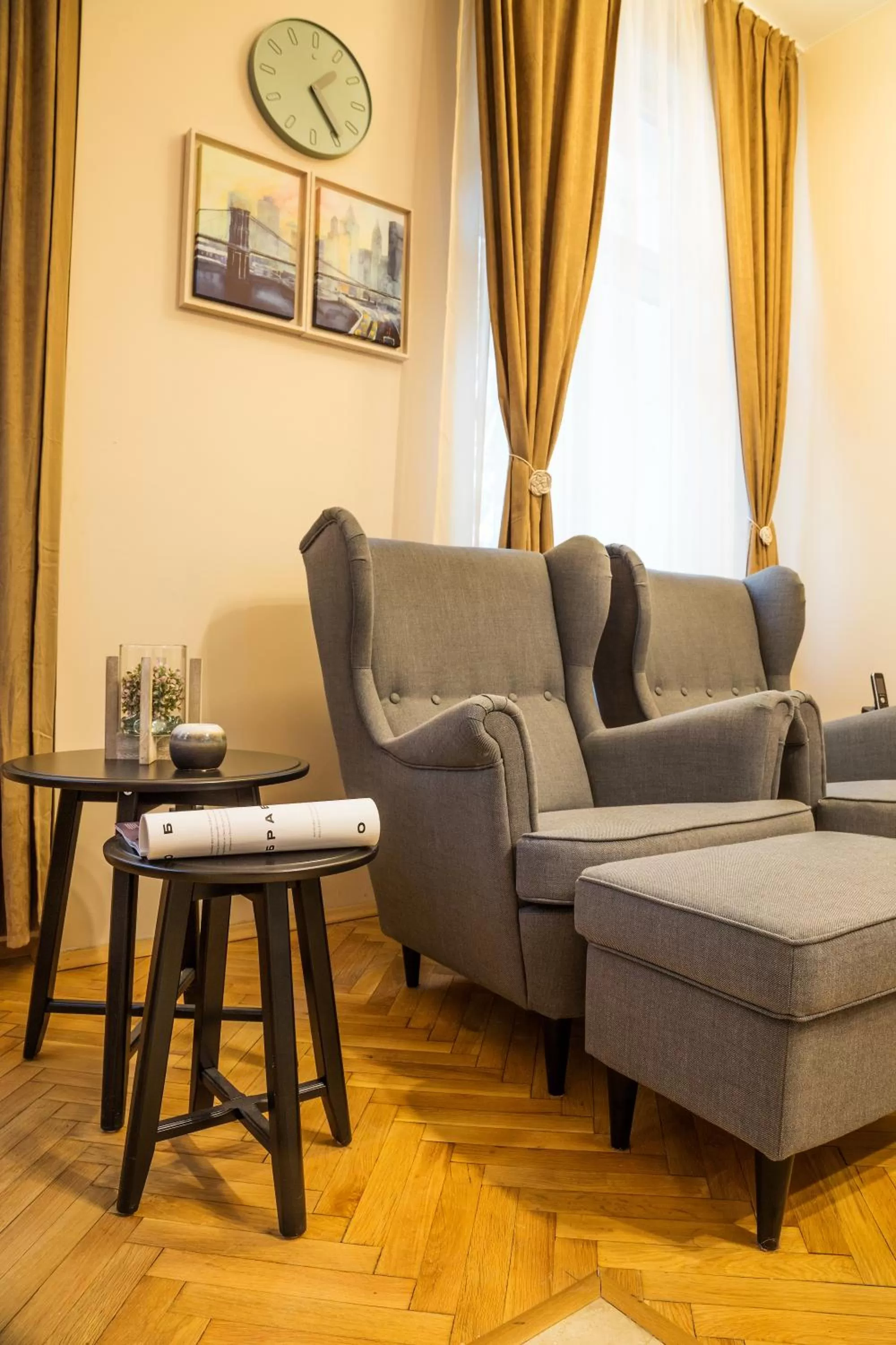 Living room in Sofia Place Hotel by HMG