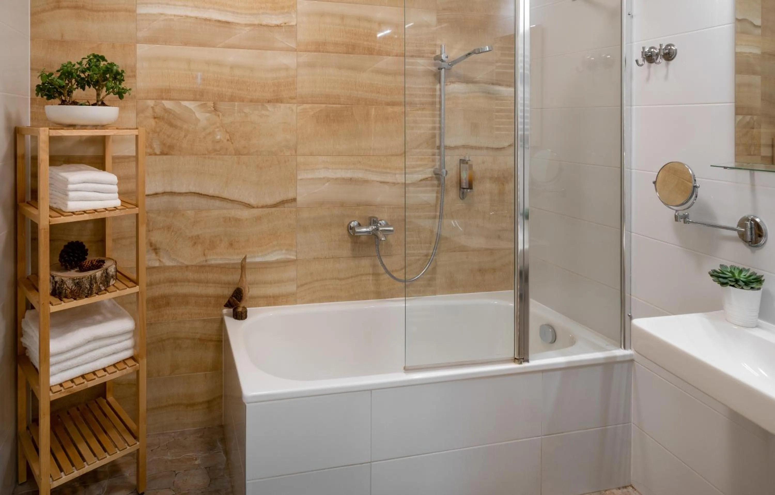 Bathroom in 4 Trees Apartments by Adrez